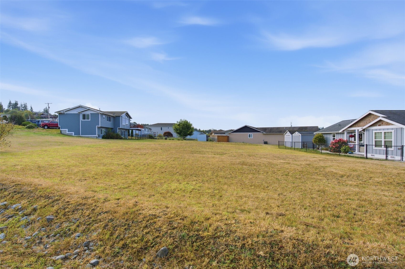 5067 Ne Canal Lane Property Photo 4