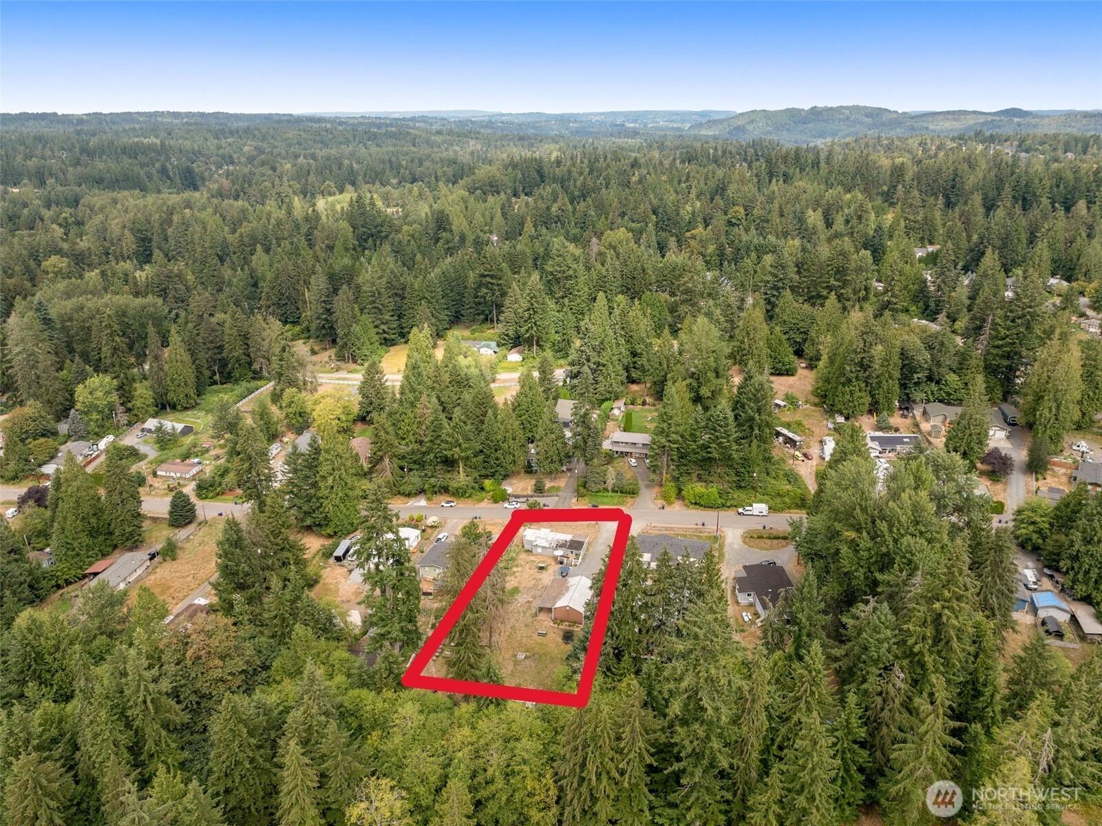 12130 221st Street Property Photo 3