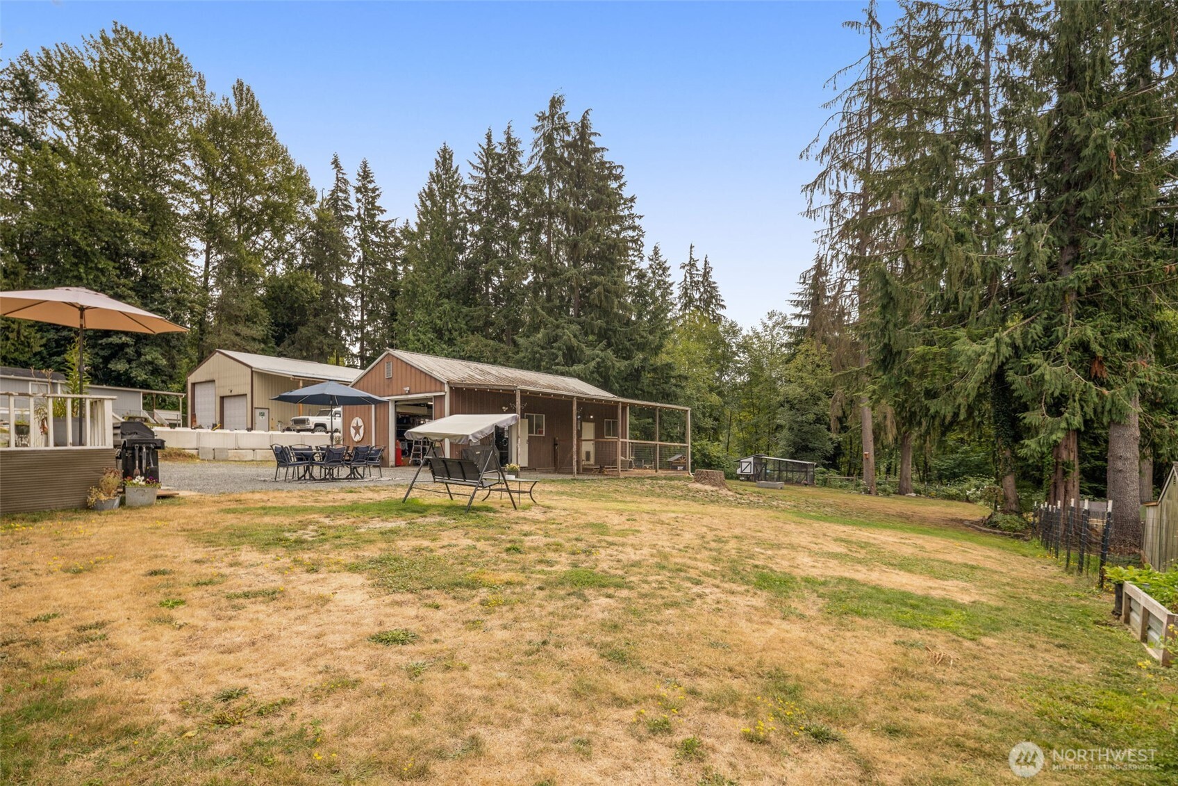 12130 221st Street Property Photo 7