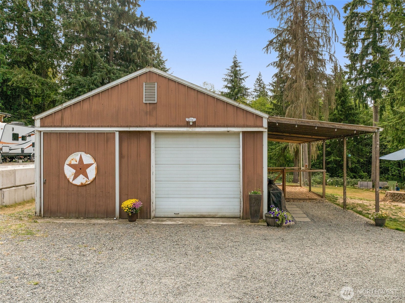 12130 221st Street Property Photo 10