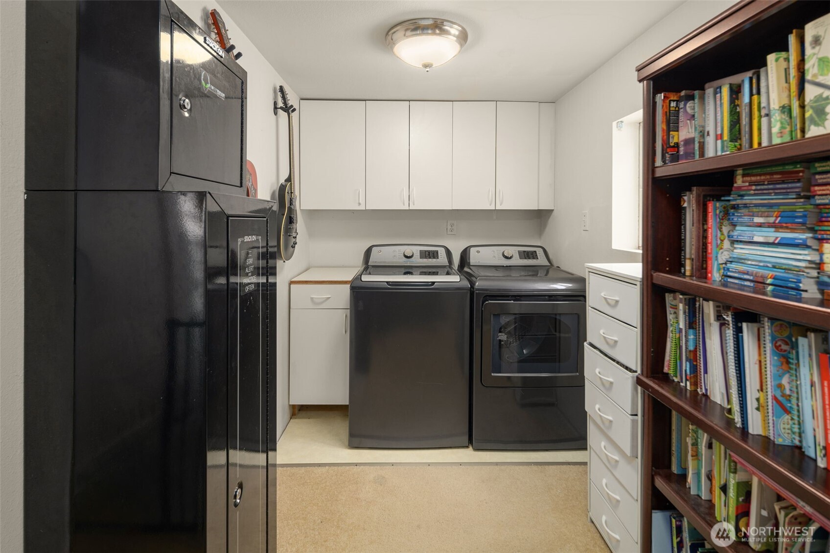 12130 221st Street Property Photo 18