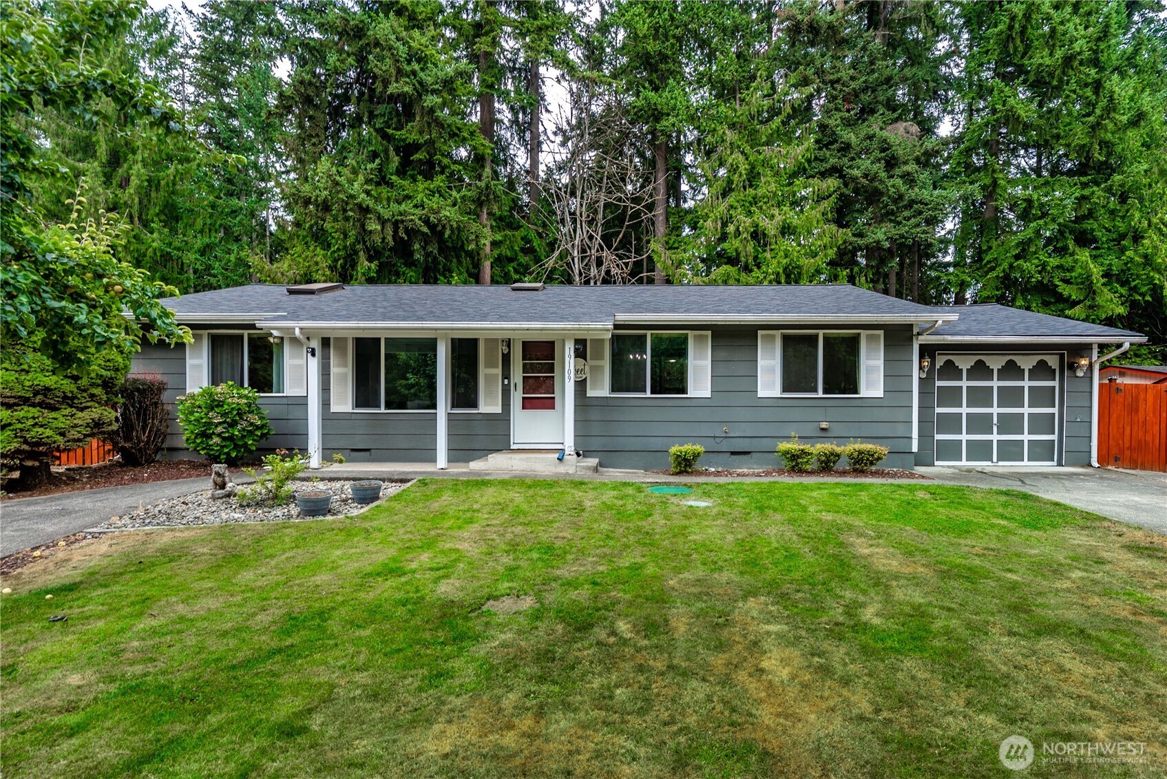 19109 57th Street Property Photo 1