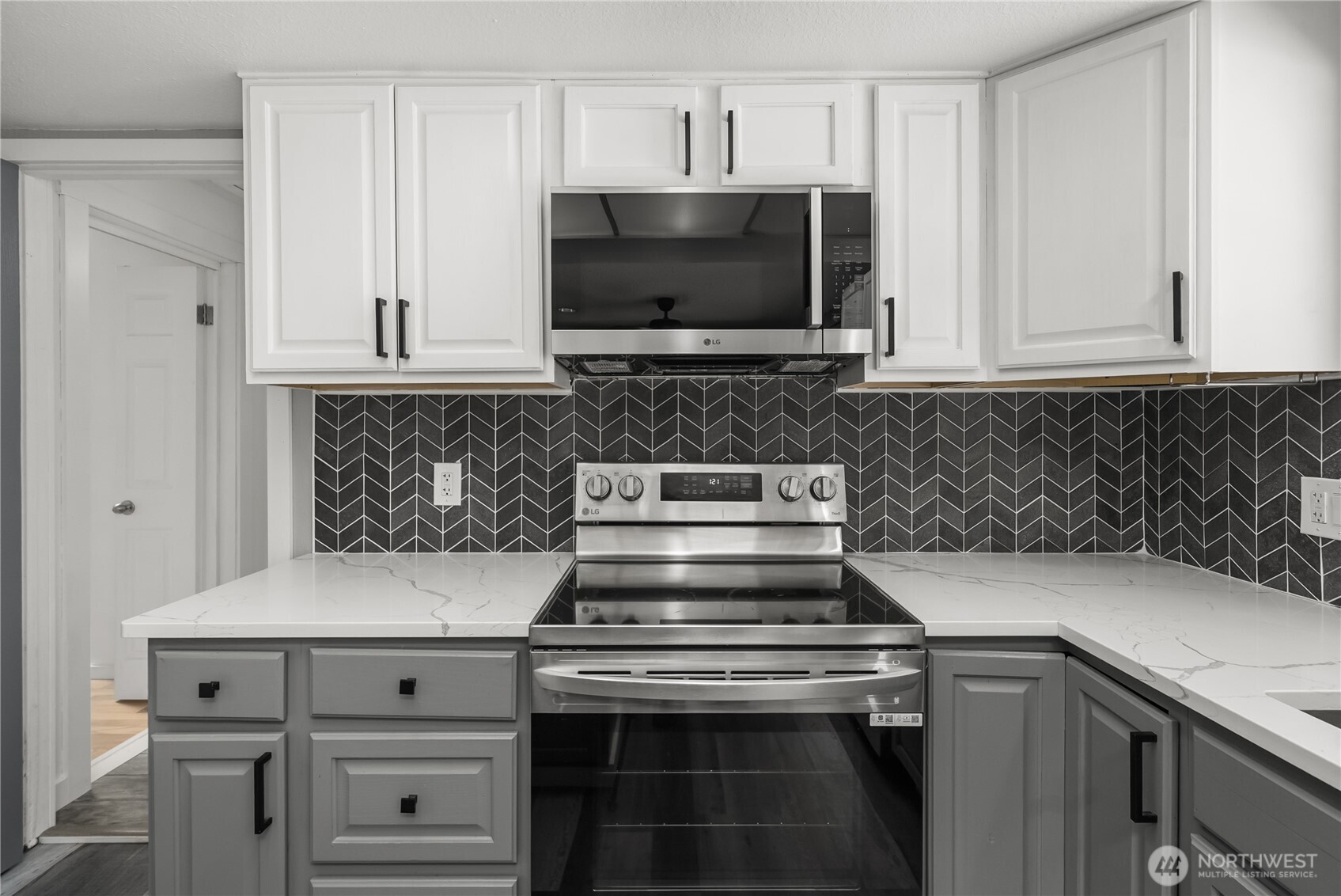 19109 57th Street Property Photo 11