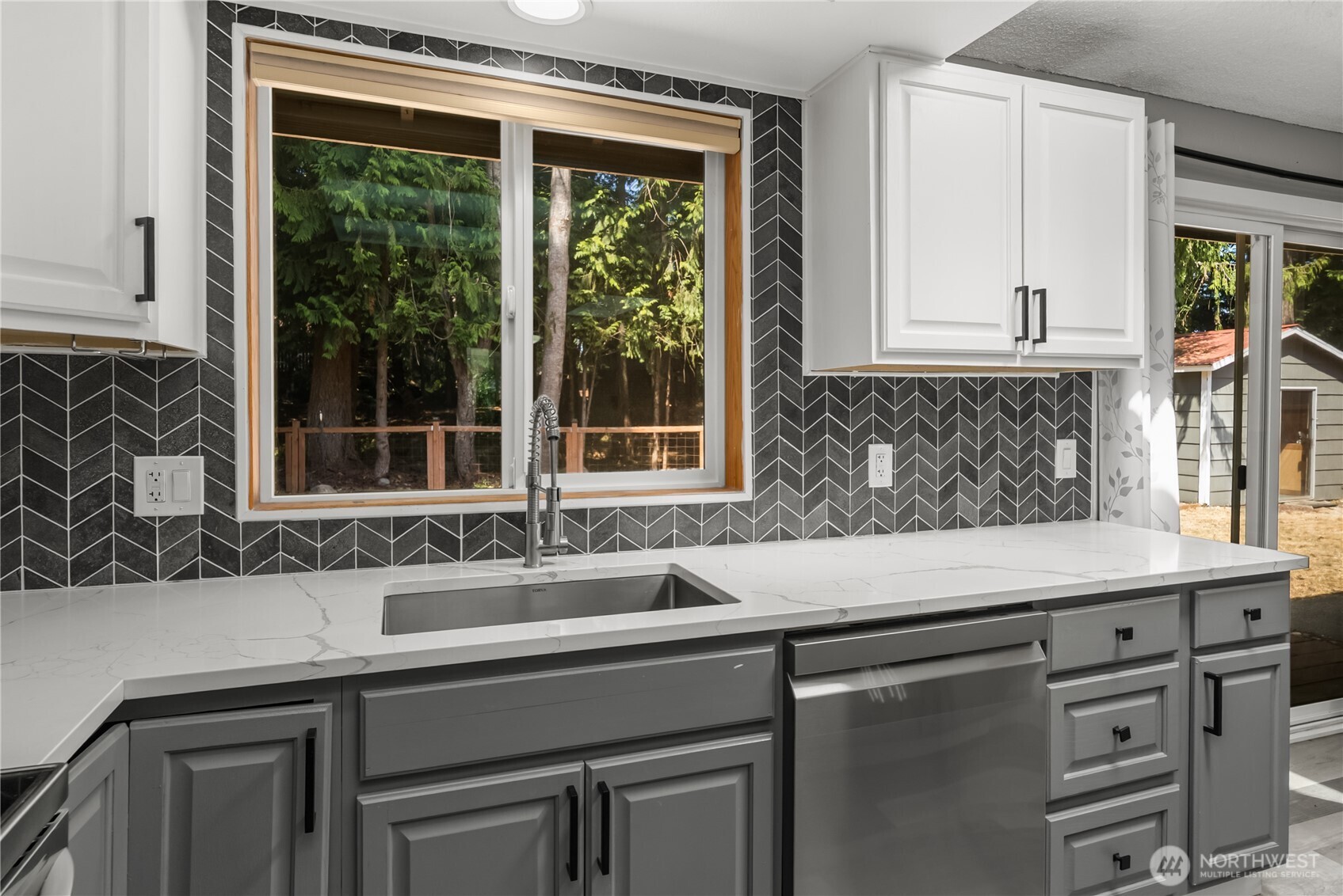 19109 57th Street Property Photo 12