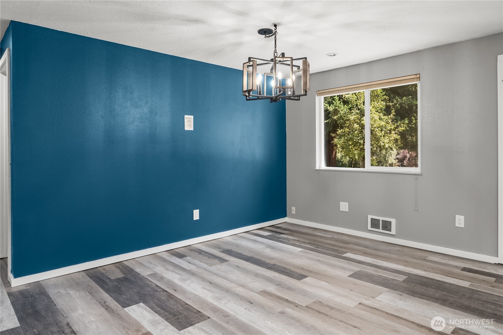 19109 57th Street Property Photo 15