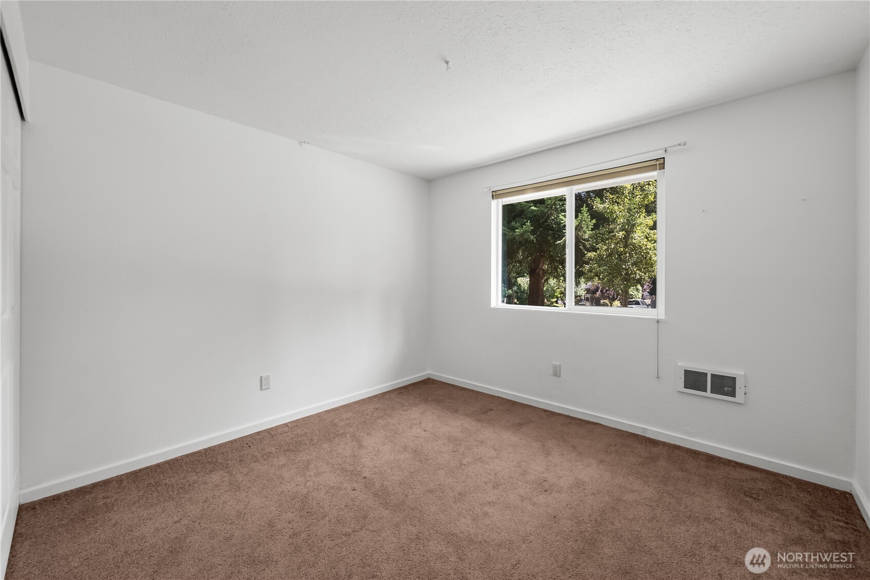 19109 57th Street Property Photo 24