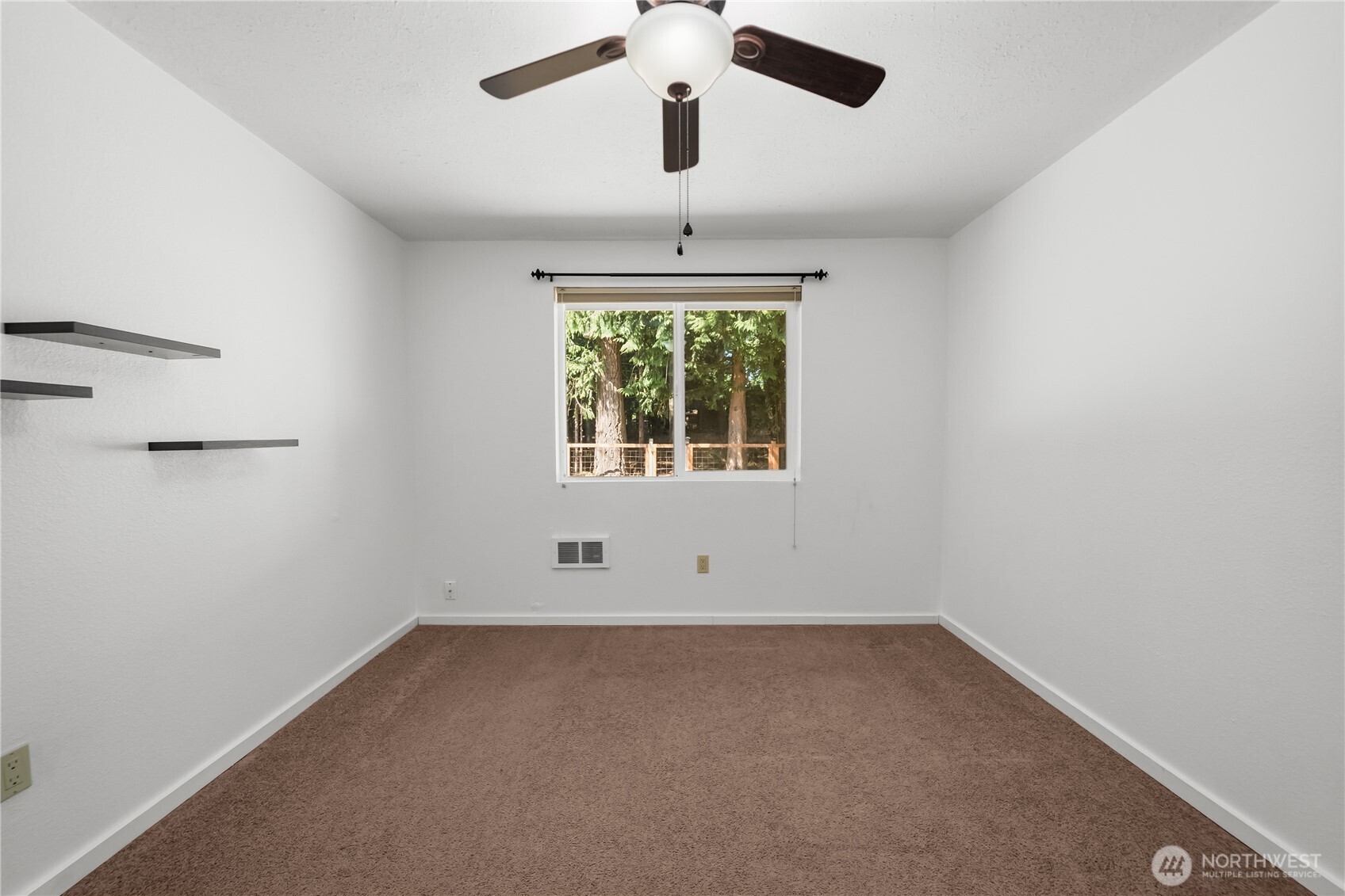 19109 57th Street Property Photo 28