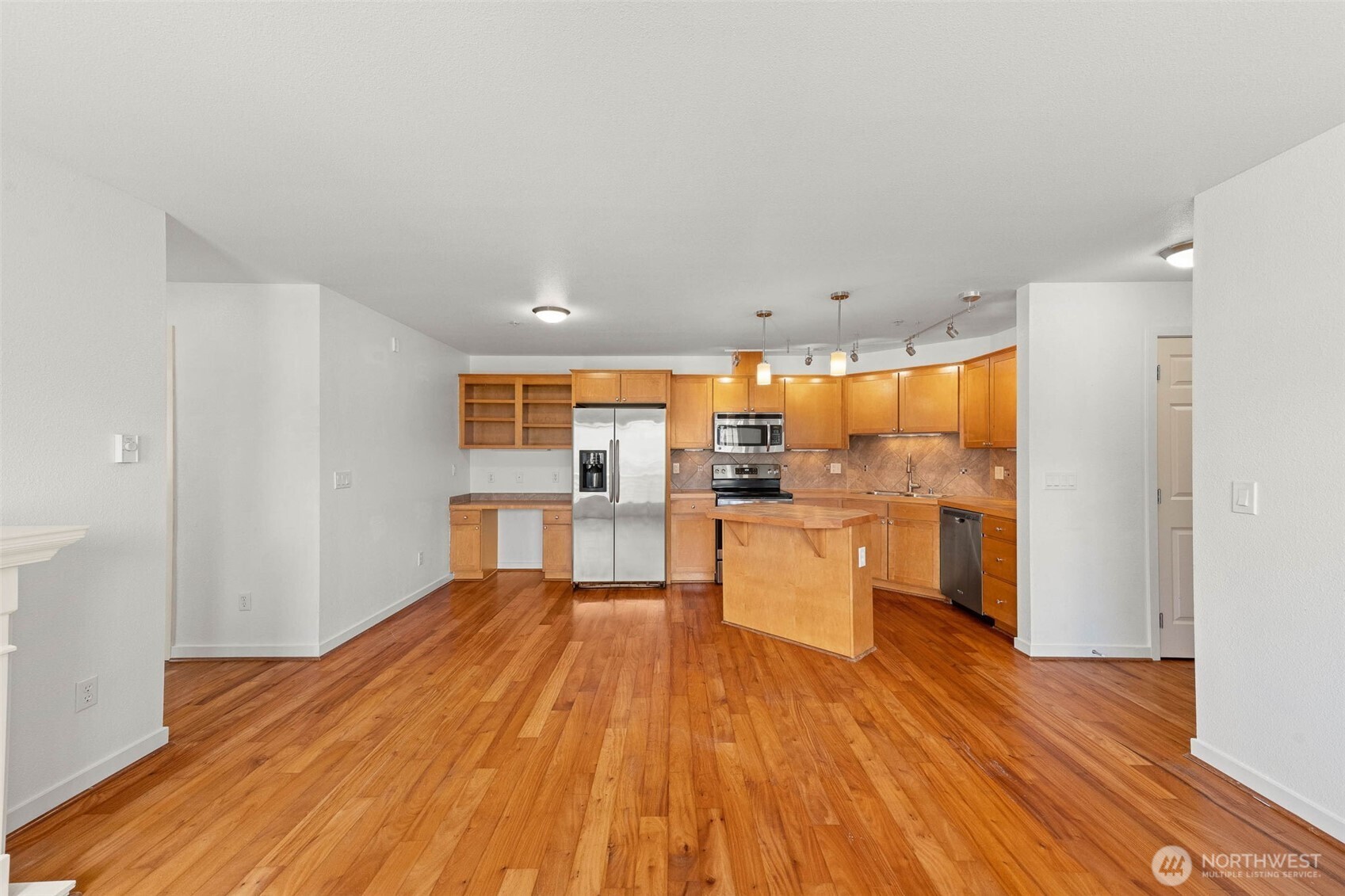 13215 97th Avenue 304 Property Photo 9