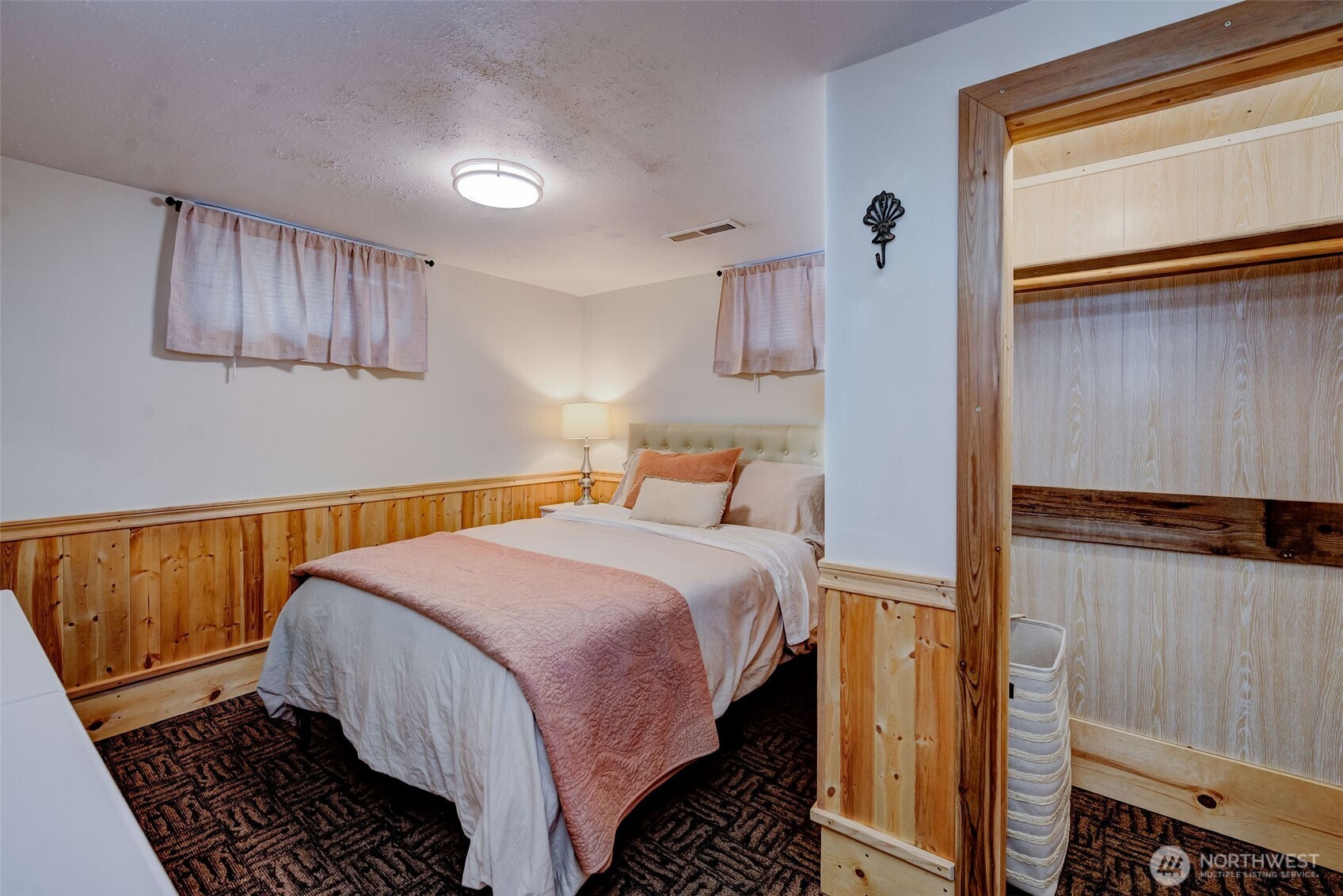 1388 Tedford Street Property Photo 26