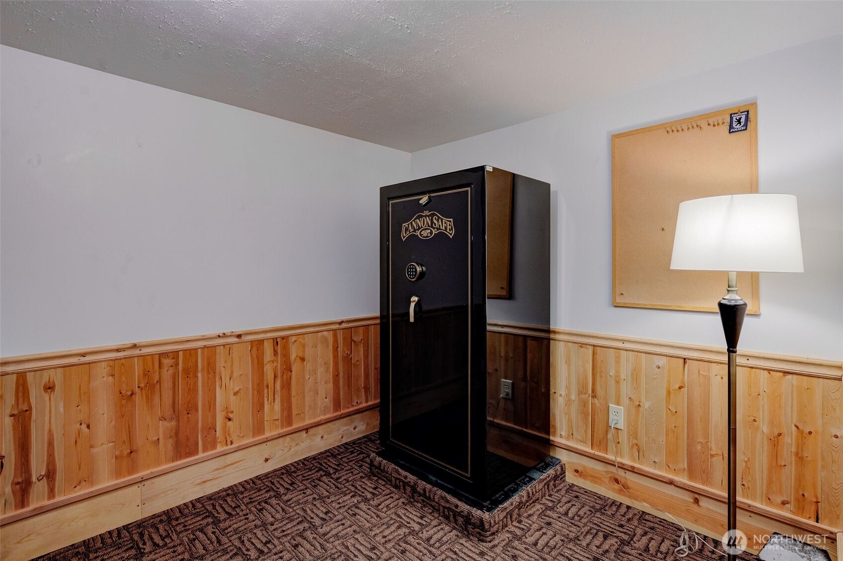 1388 Tedford Street Property Photo 27