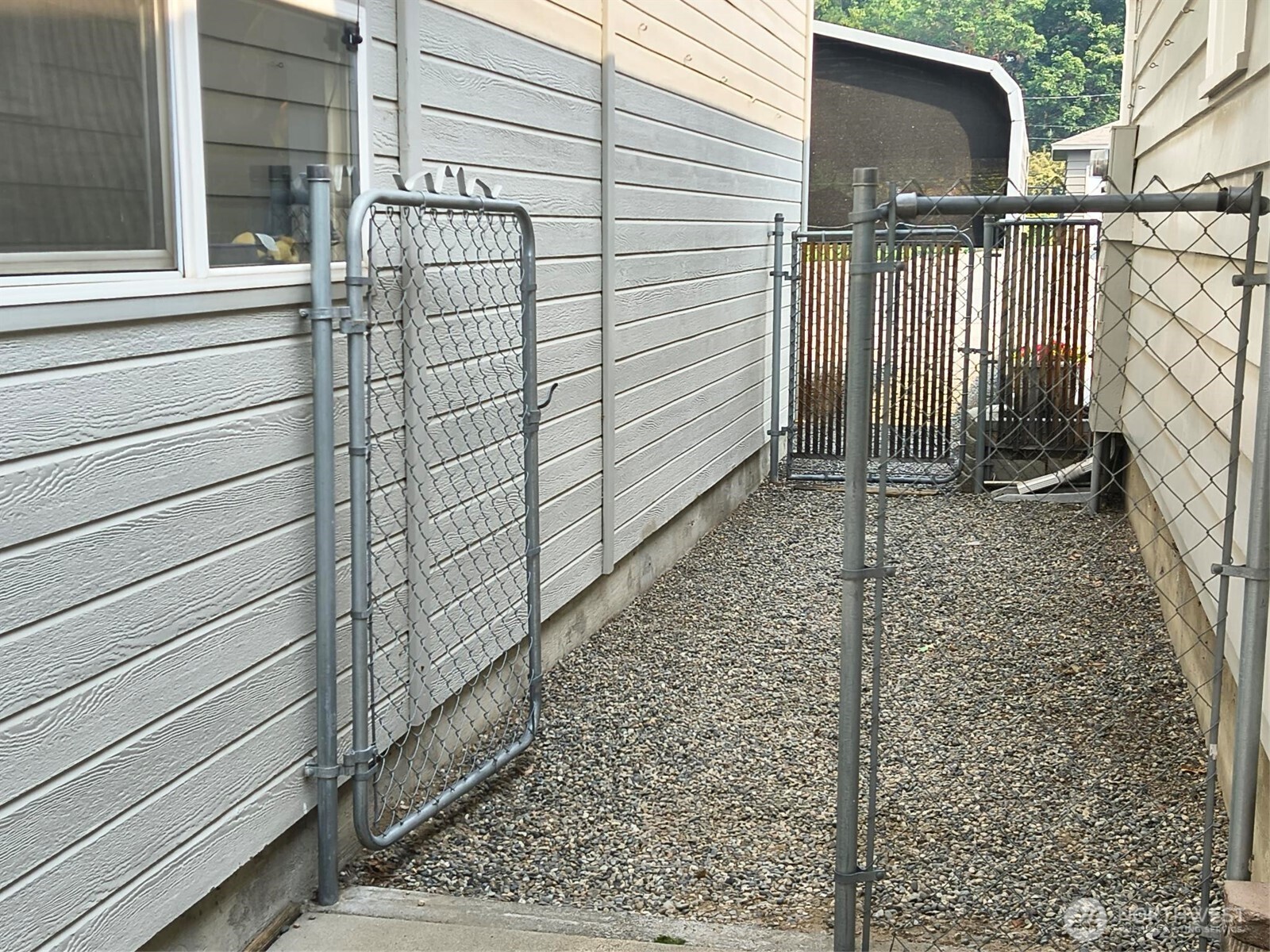 1388 Tedford Street Property Photo 37