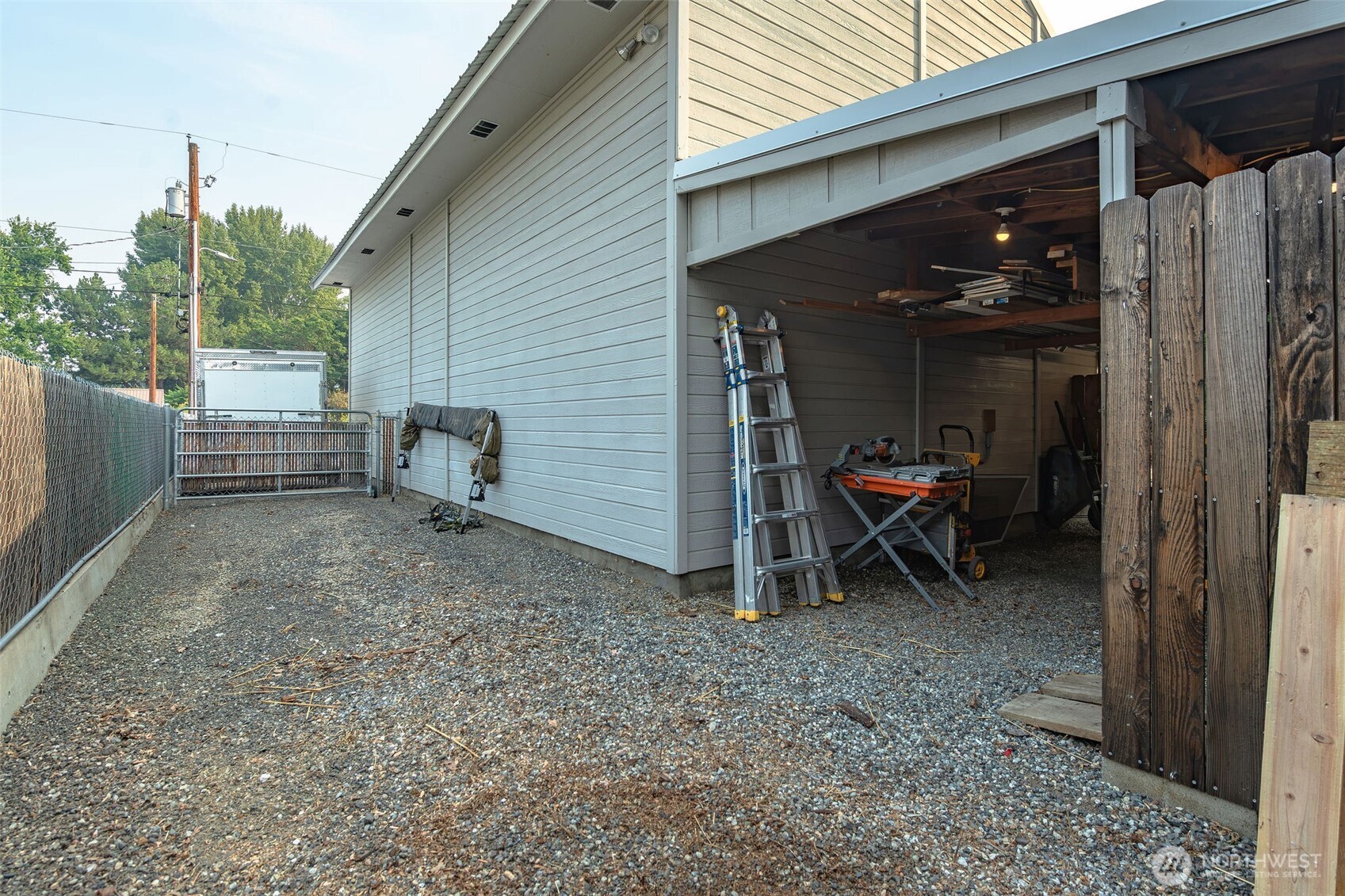1388 Tedford Street Property Photo 38