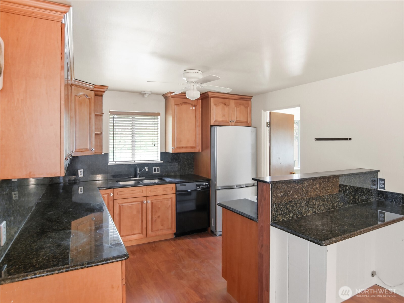 3020 E Yesler Way Property Photo 8