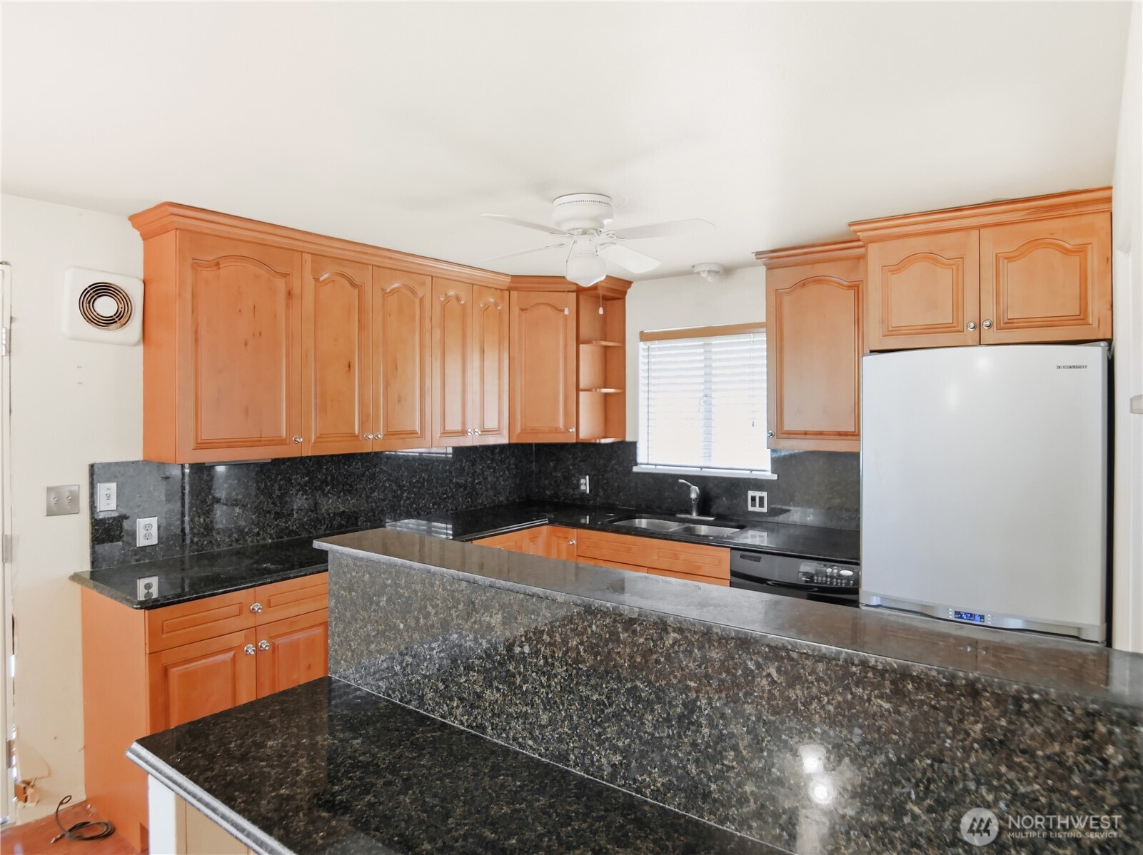 3020 E Yesler Way Property Photo 9
