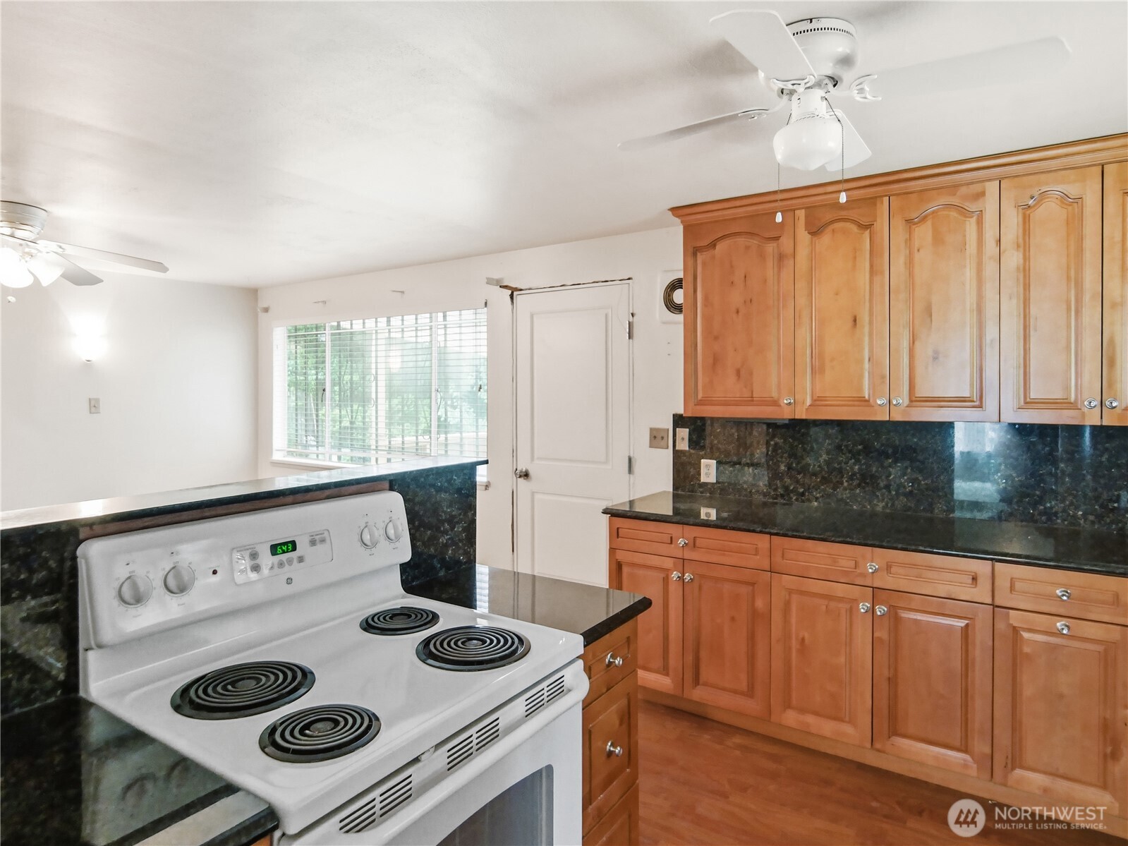3020 E Yesler Way Property Photo 10