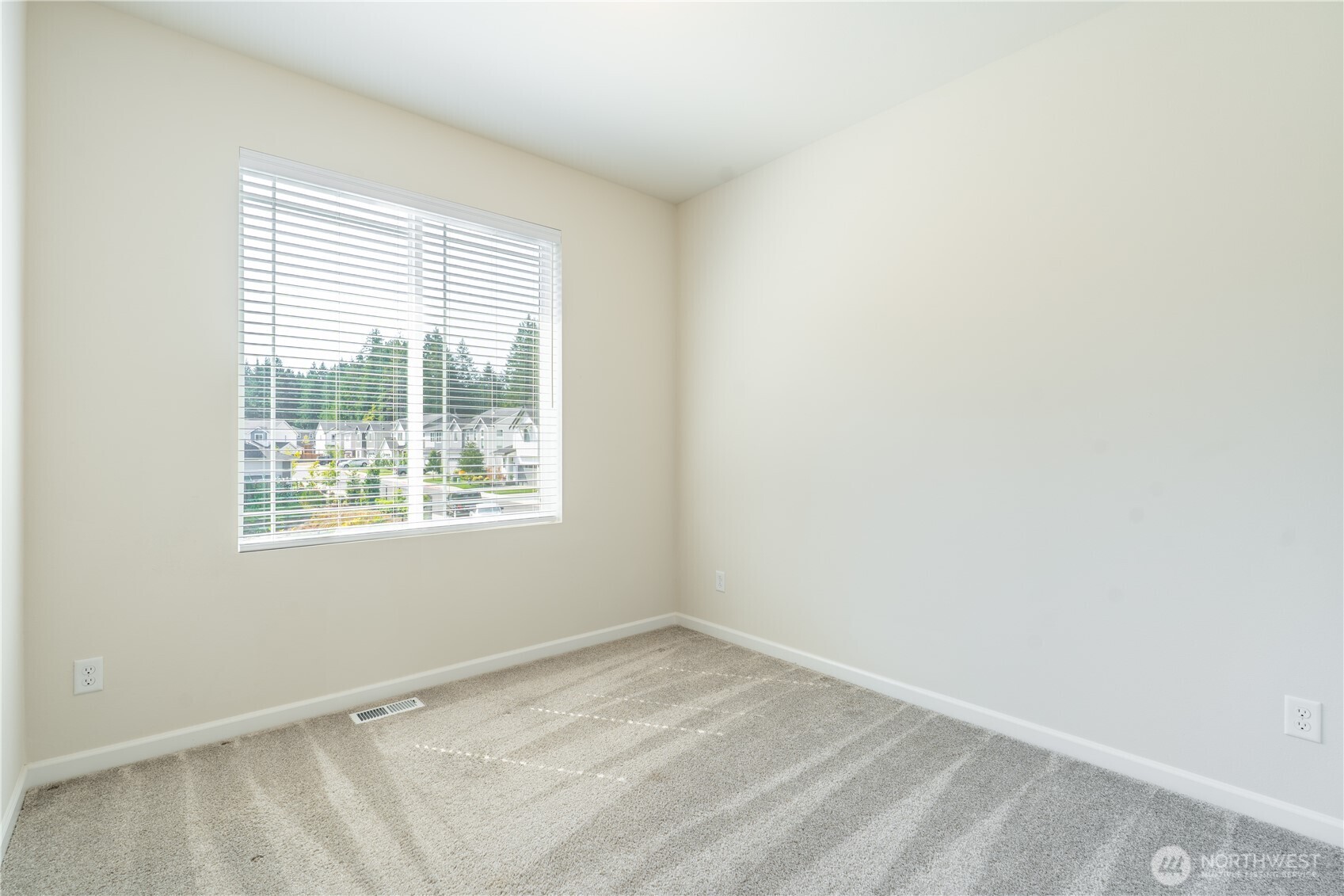 6243 Windlass Avenue 12 Property Photo 24