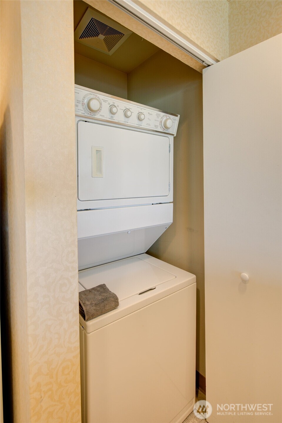 1335 Sw Ocean Shores Boulevard S34 Property Photo 17