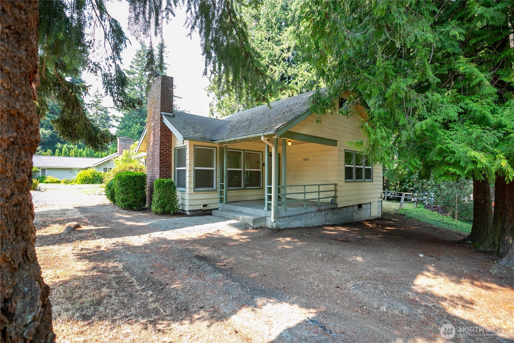 4541 Cable Street Property Photo 2