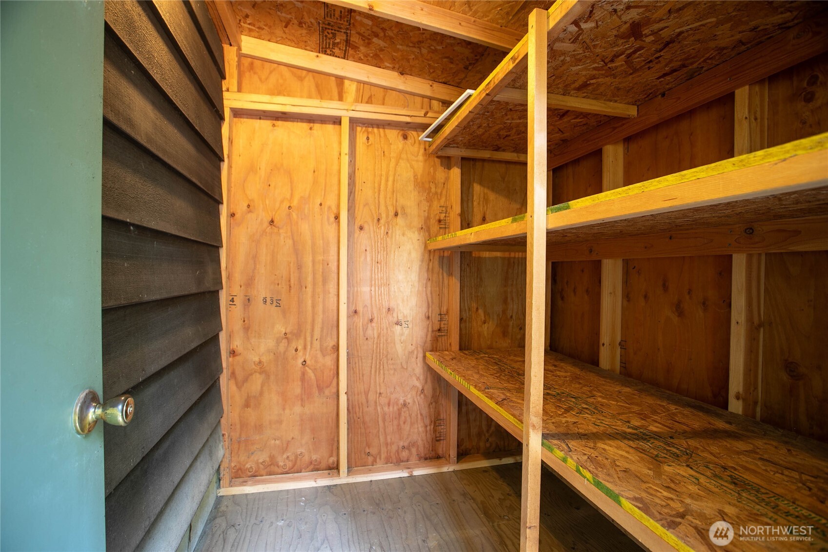 4541 Cable Street Property Photo 20
