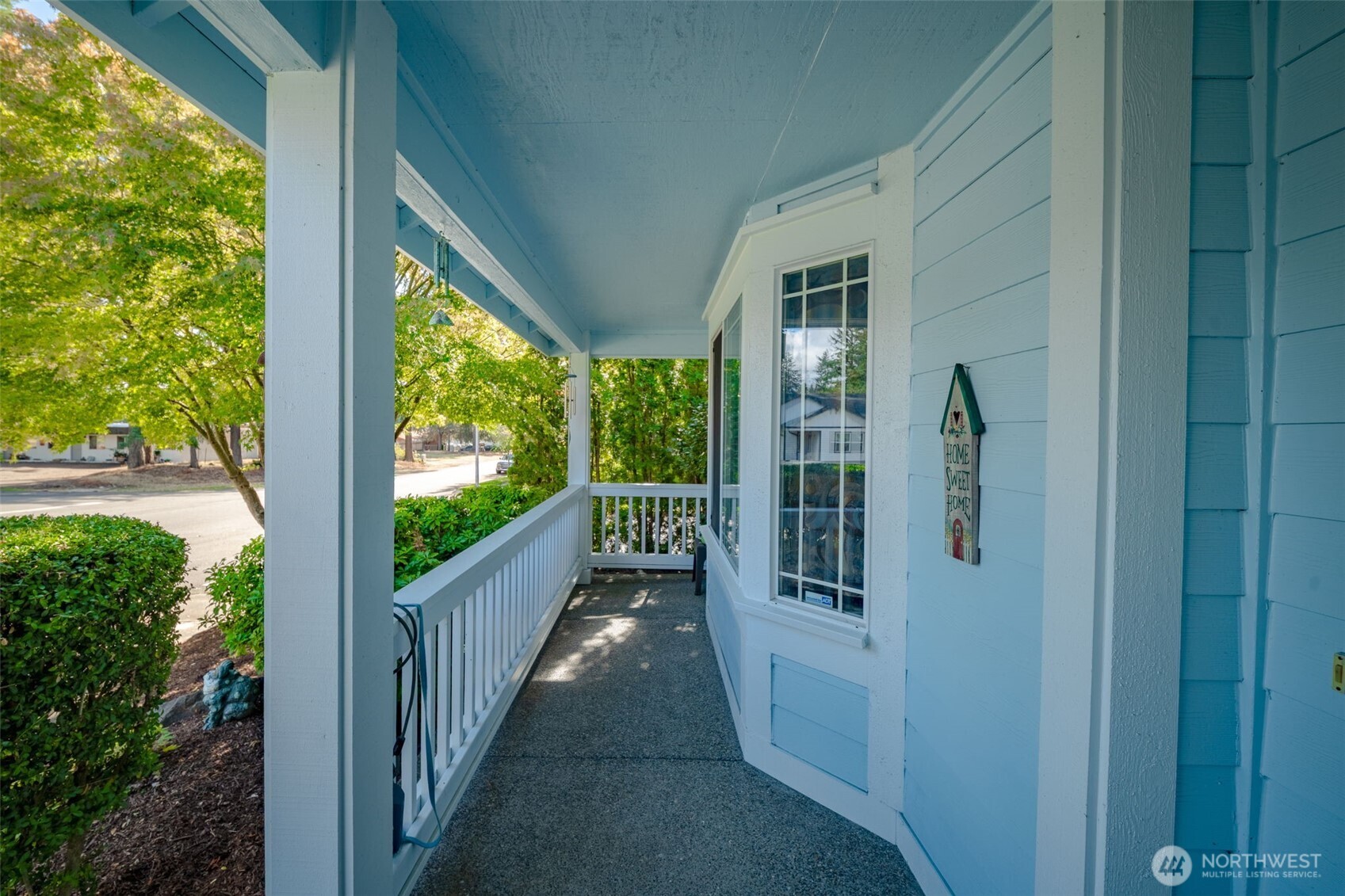 1107 Georgetowne Drive Property Photo 2