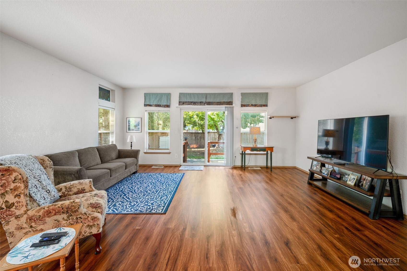 1107 Georgetowne Drive Property Photo 10