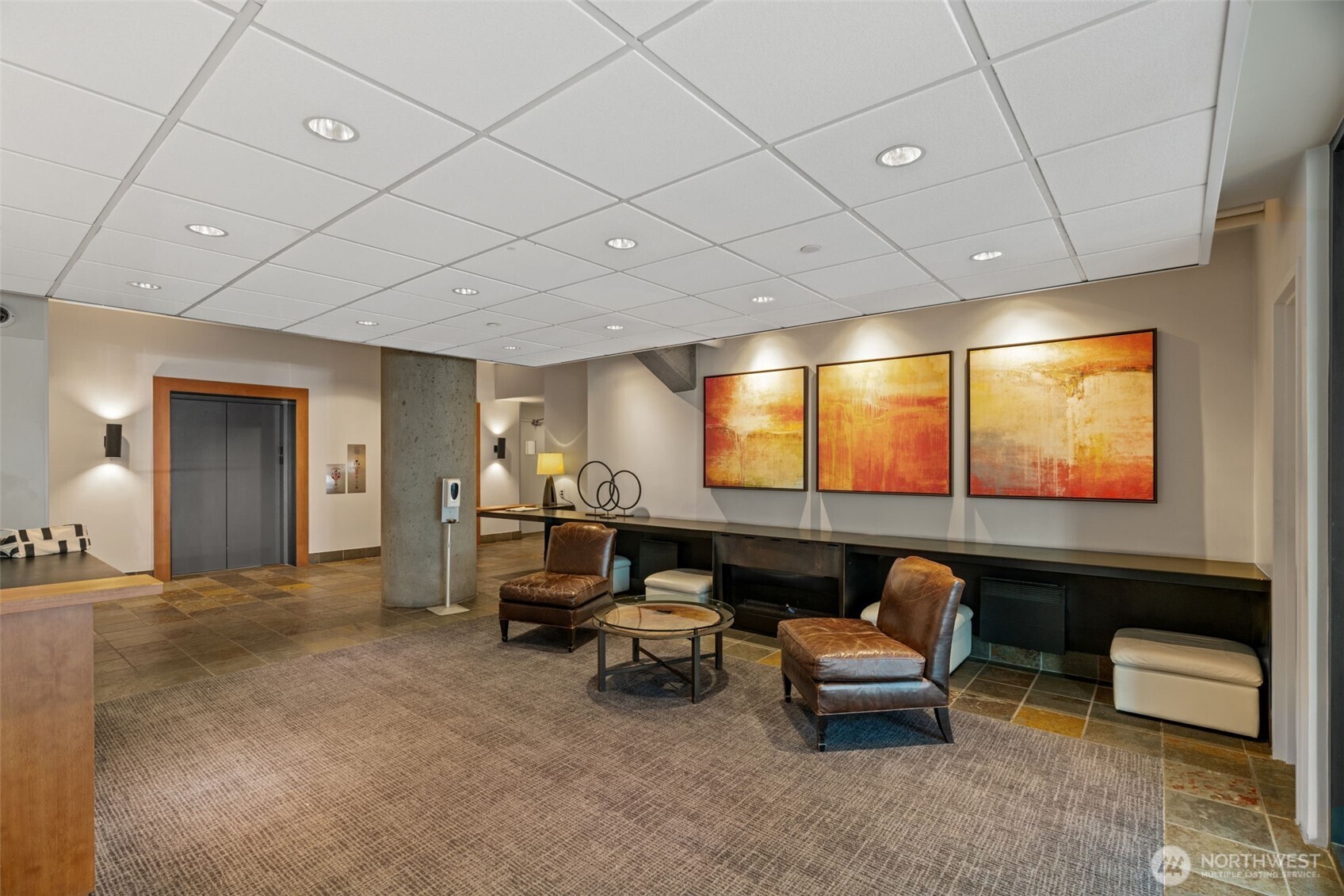 121 Vine Street 1101 Property Photo 15