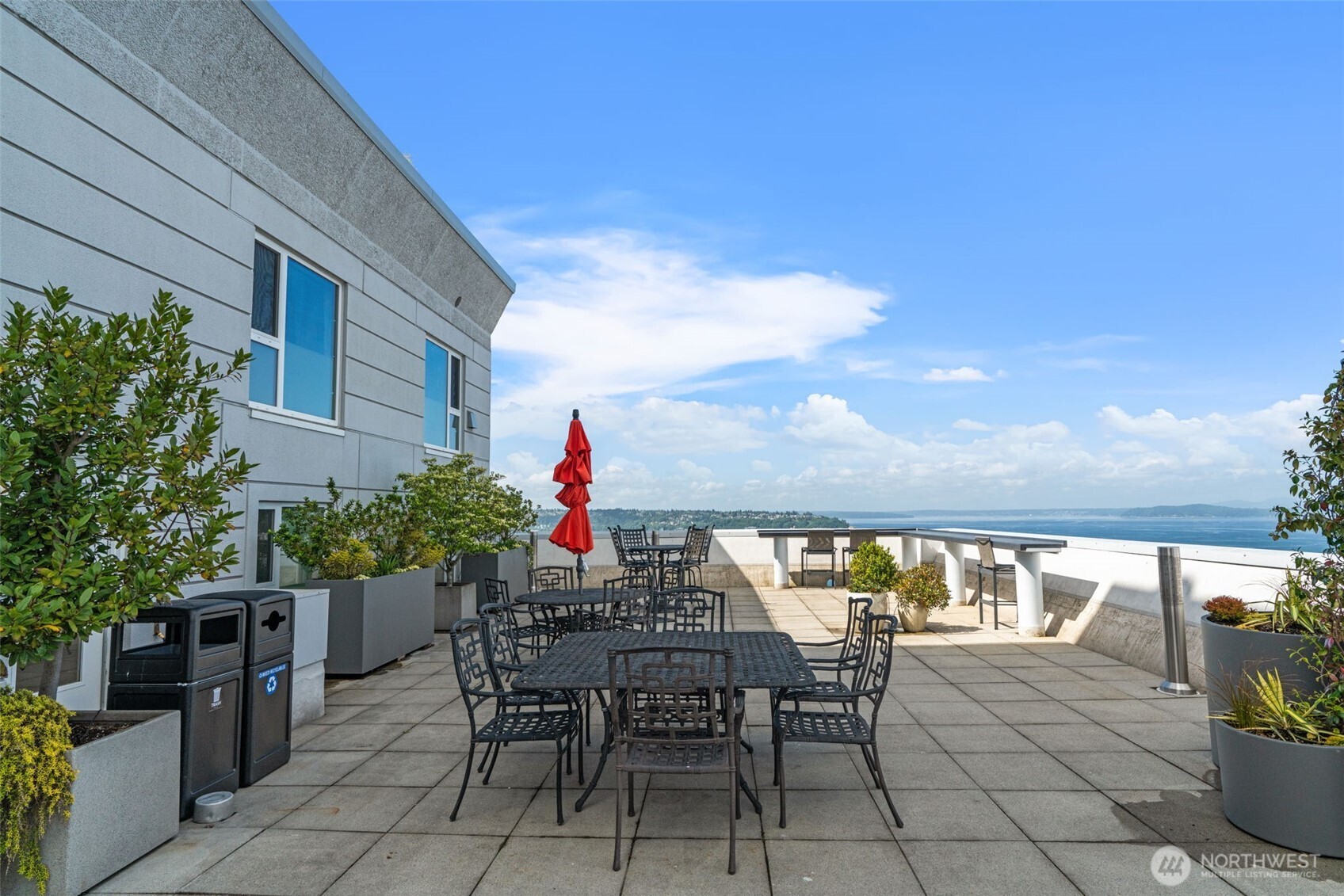 121 Vine Street 1101 Property Photo 22