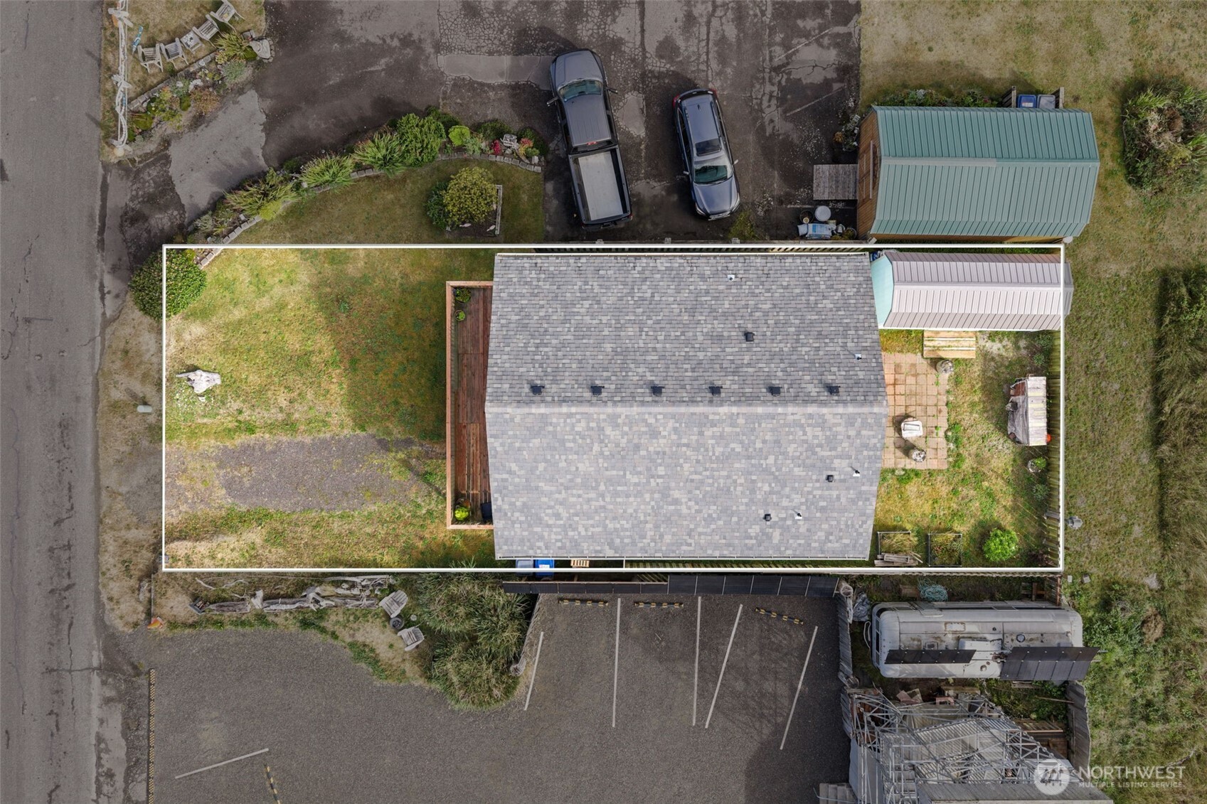 48540 Pacific Boulevard Property Photo 2