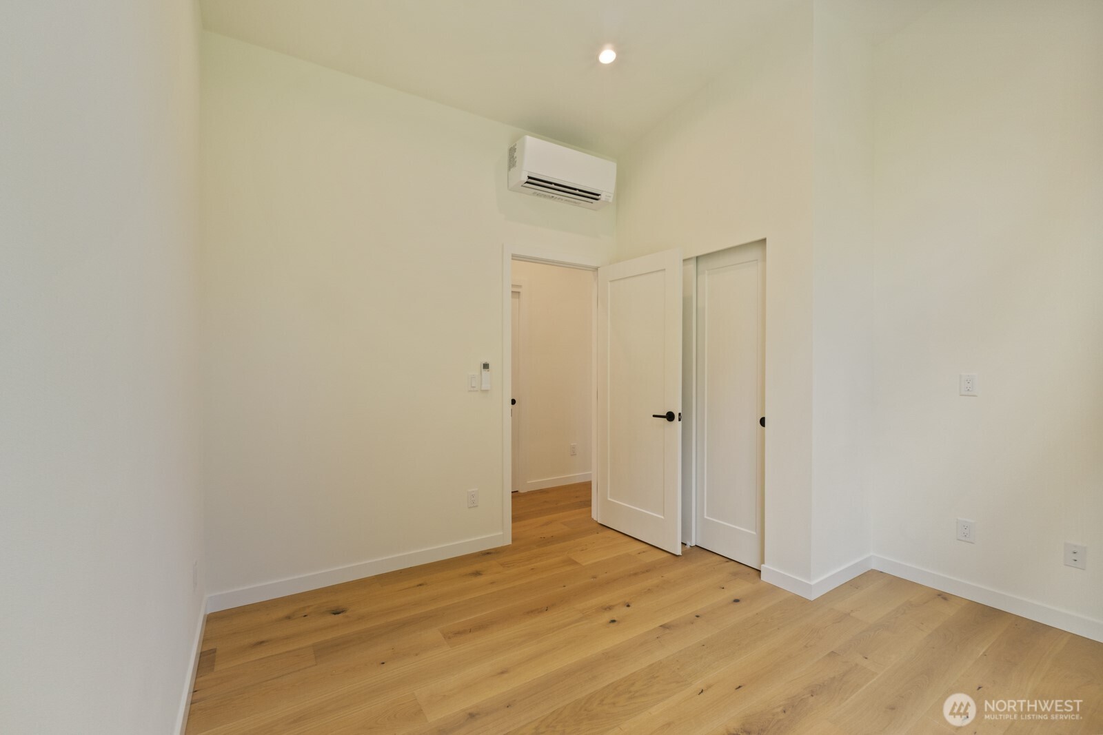 817 Ne 100th Street Property Photo 17