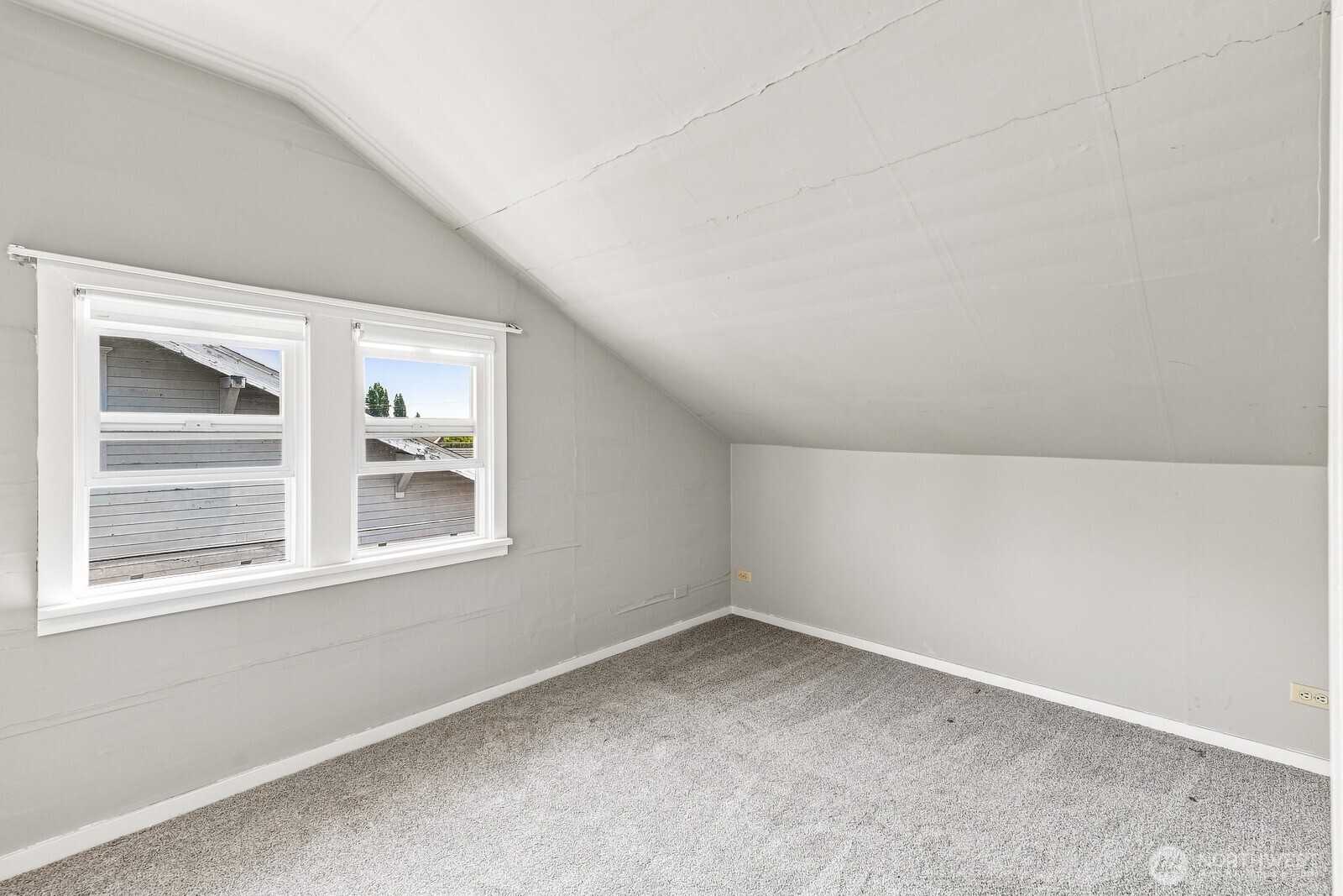 2716 Leonard Drive Property Photo 20
