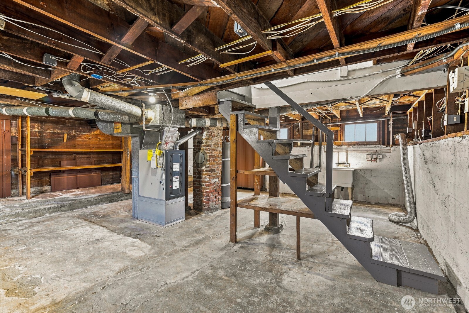 2716 Leonard Drive Property Photo 22