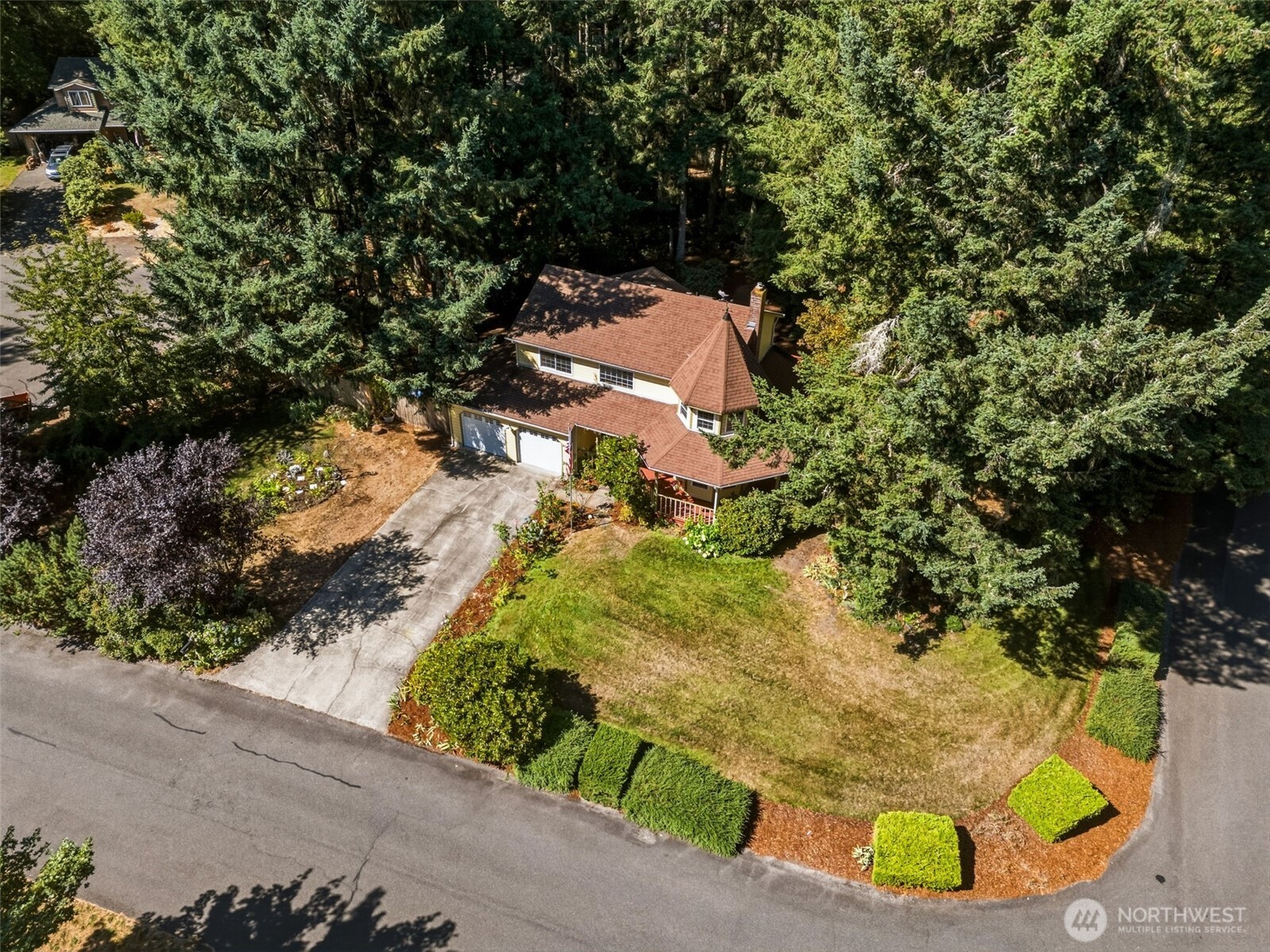 4048 Oxford Loop Property Photo 2