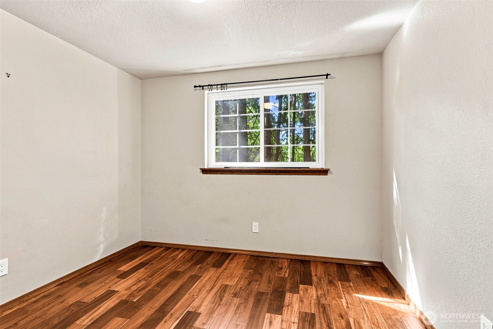 4048 Oxford Loop Property Photo 16