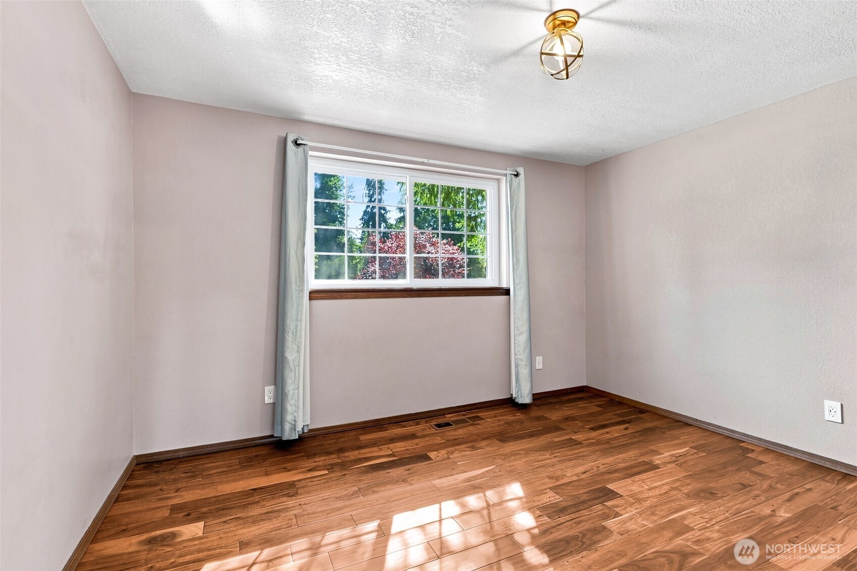 4048 Oxford Loop Property Photo 17