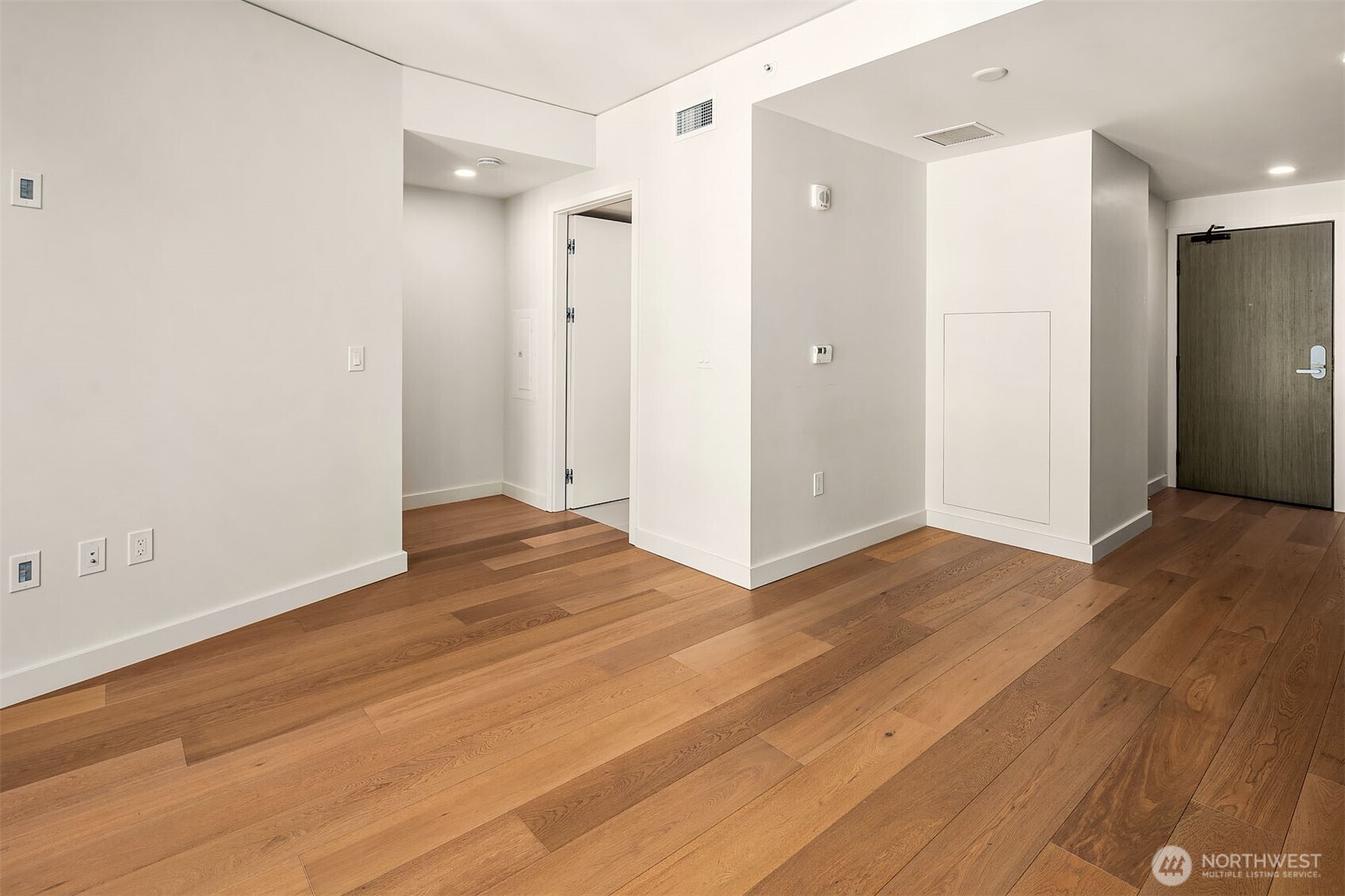121 Stewart Street 908 Property Photo 13