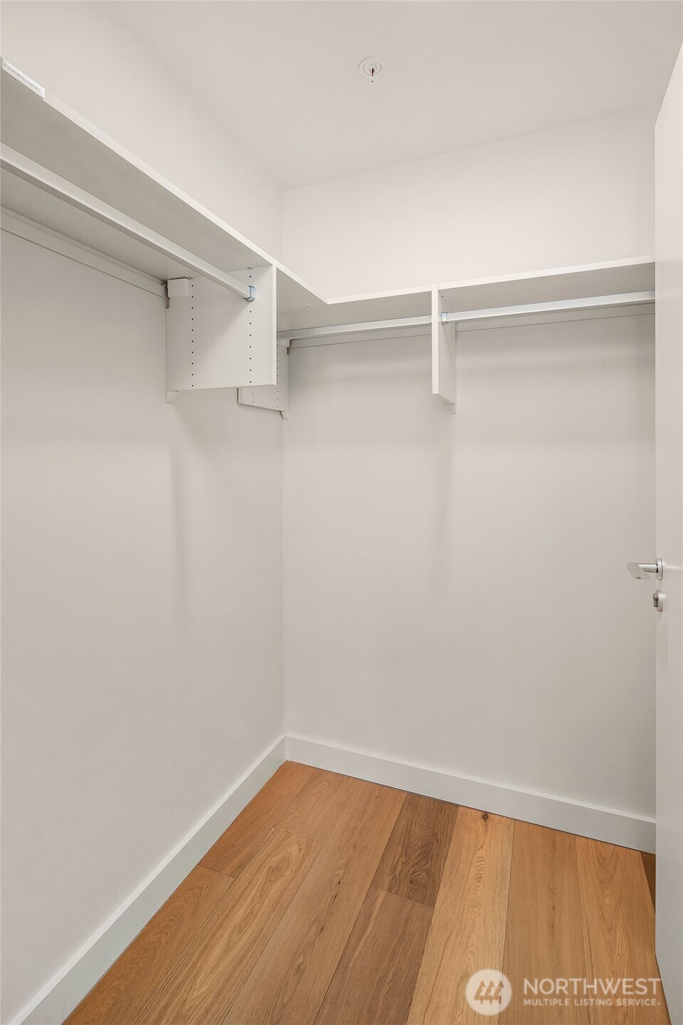 121 Stewart Street 908 Property Photo 16