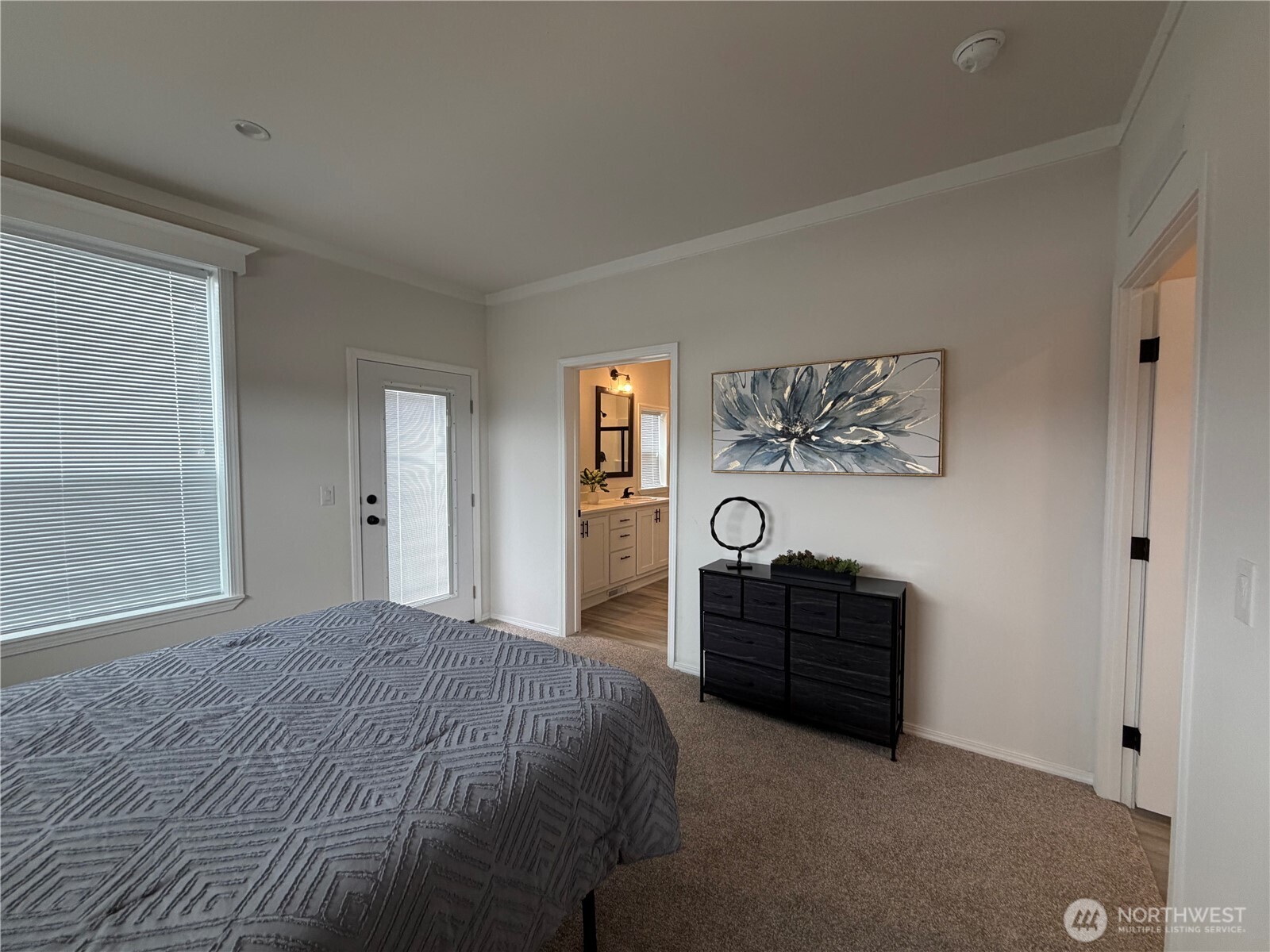 833 N Rock Rose Avenue Property Photo 19