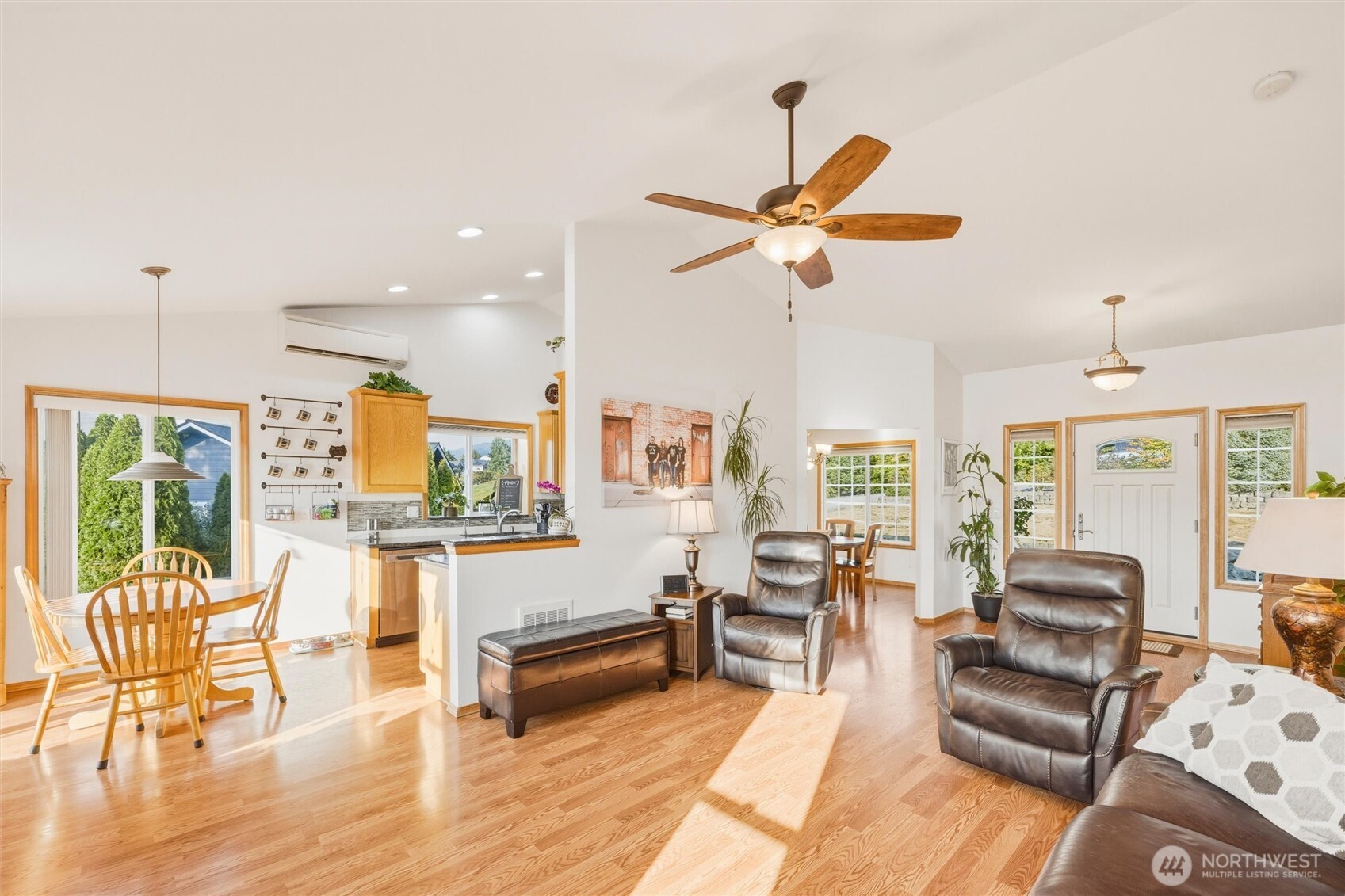 17010 Trout Drive Property Photo 6