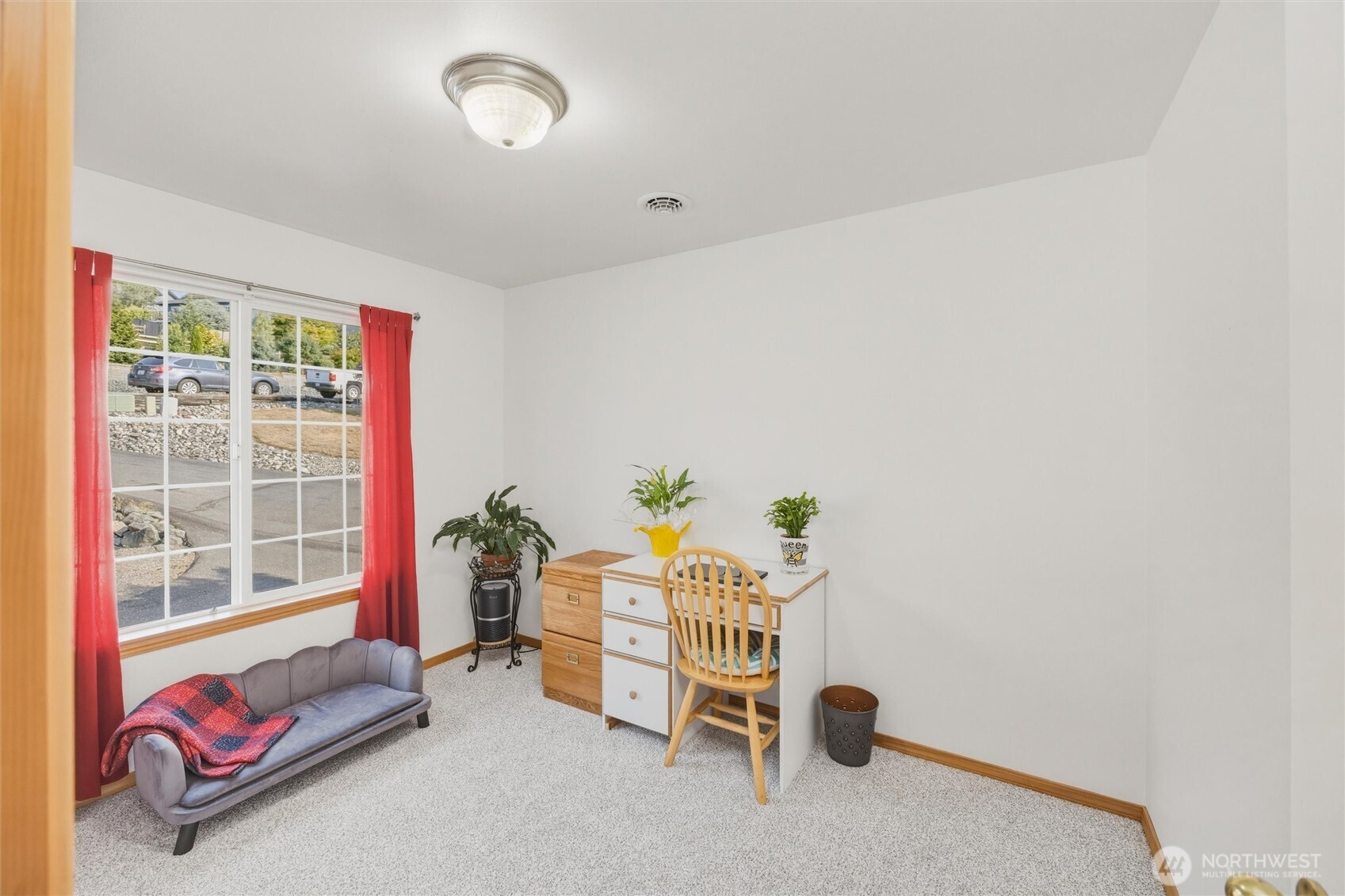 17010 Trout Drive Property Photo 13