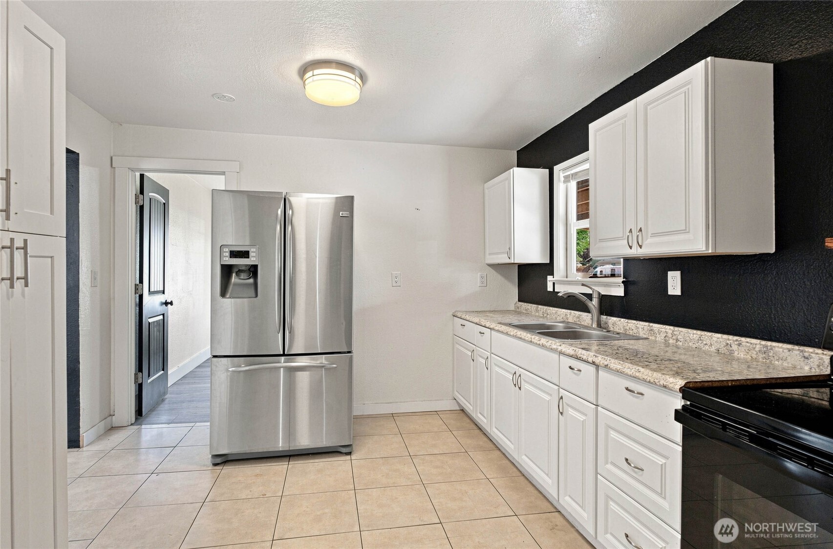 9 Freemont Avenue Property Photo 6