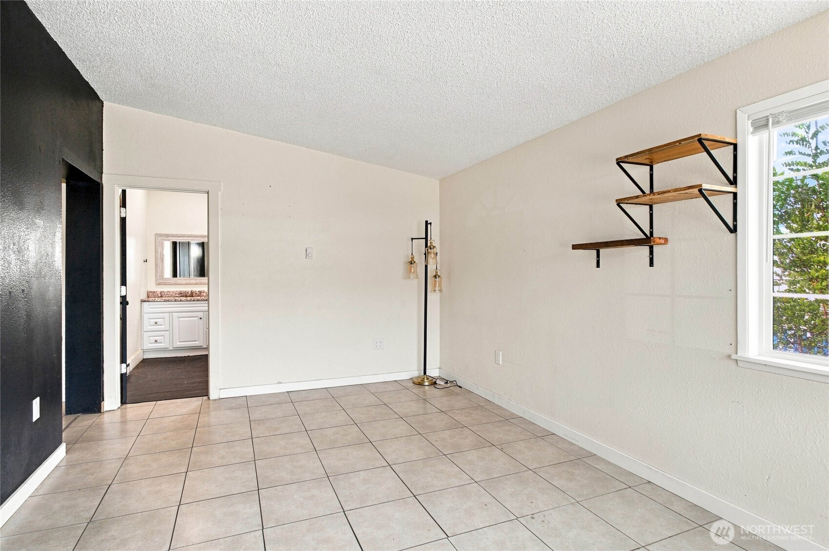 9 Freemont Avenue Property Photo 7