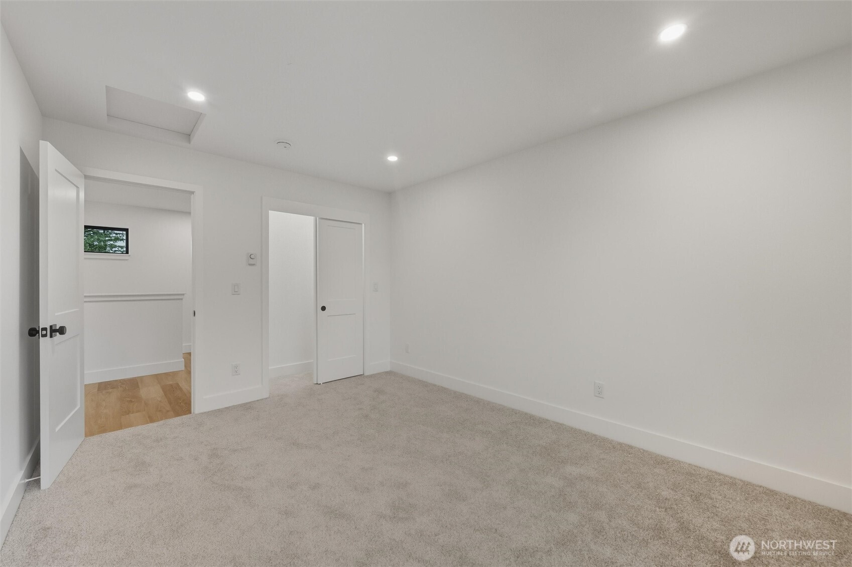 1110 Divine Lane Property Photo 30