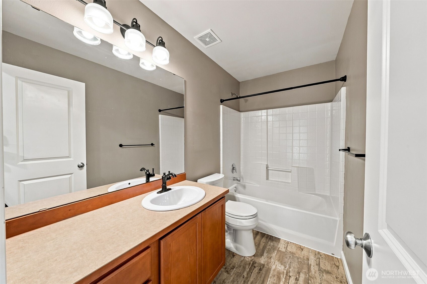 16127 23rd Street Property Photo 21