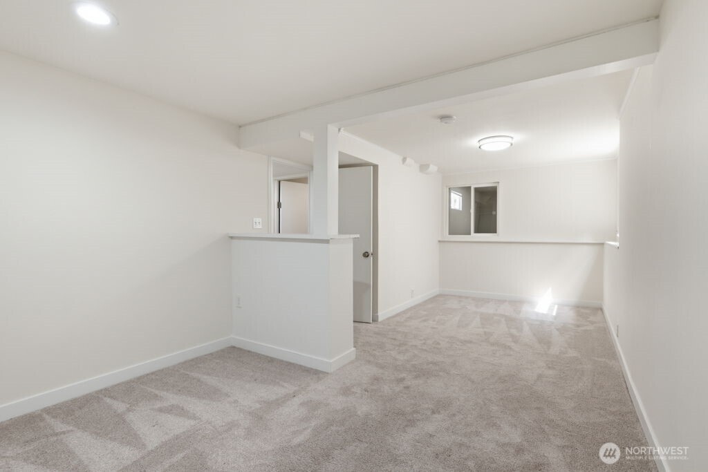 3844 49th Avenue Property Photo 17