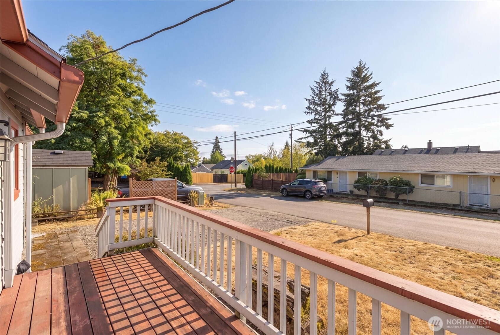1305 Z Street Property Photo 2