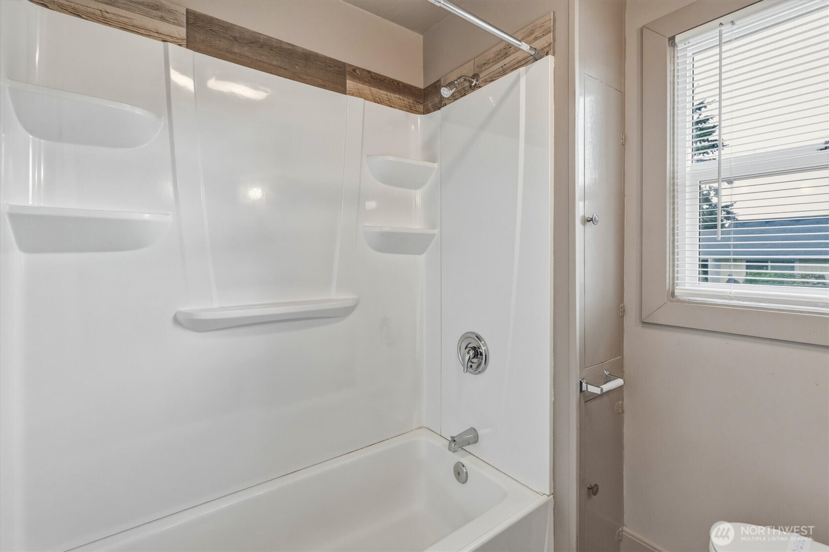 1305 Z Street Property Photo 13