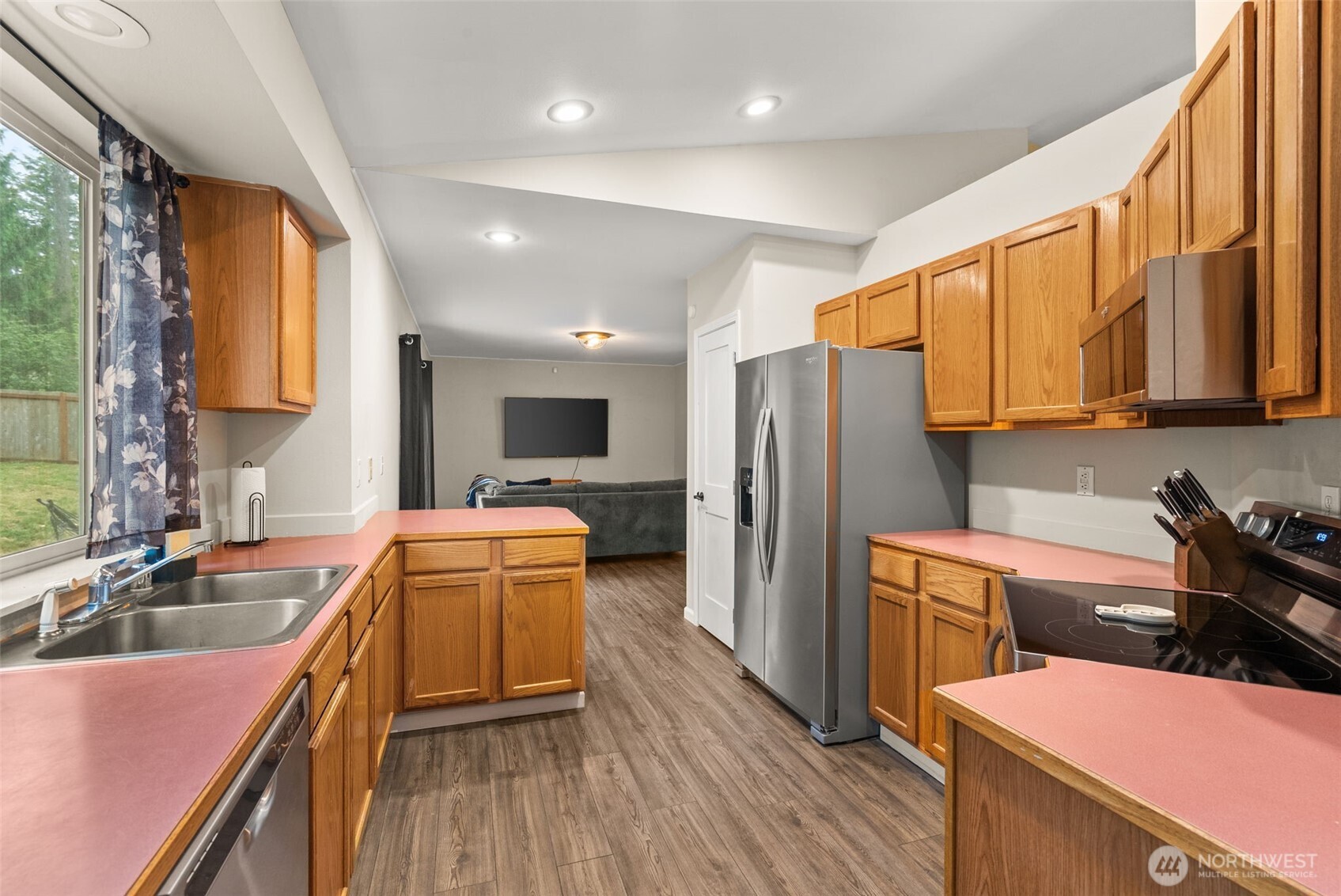 18127 Stoney Ct Property Photo 9