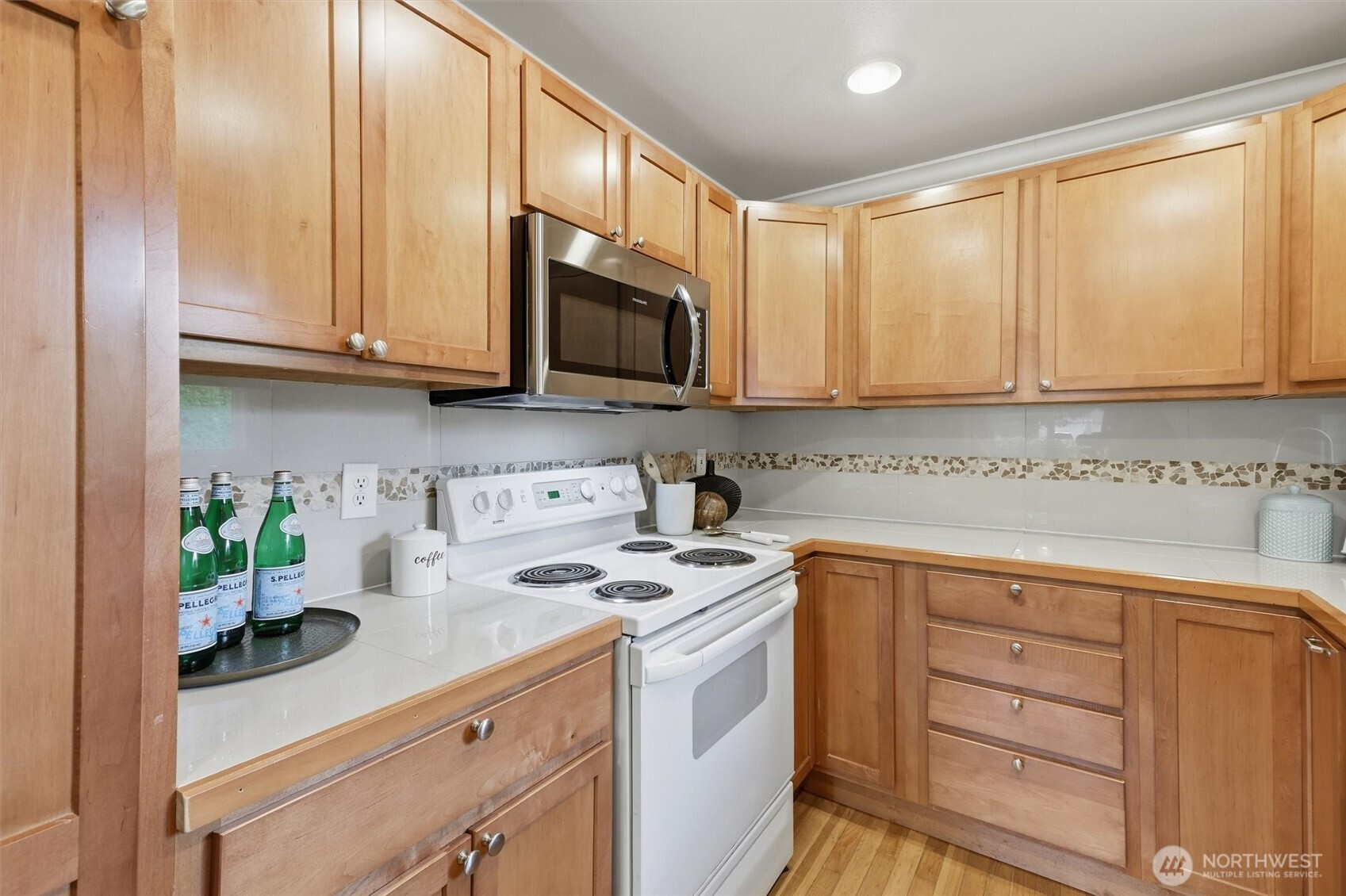 24411 Old Owen Road Property Photo 9