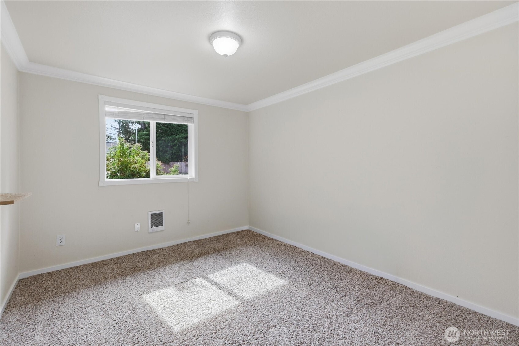 24411 Old Owen Road Property Photo 12