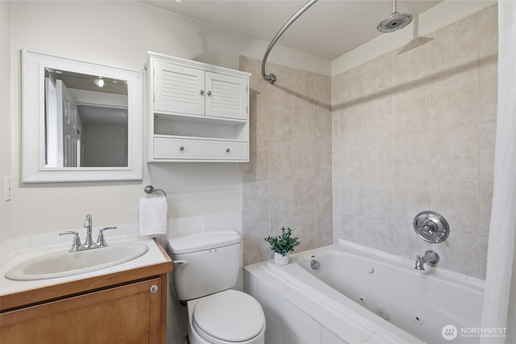 24411 Old Owen Road Property Photo 18